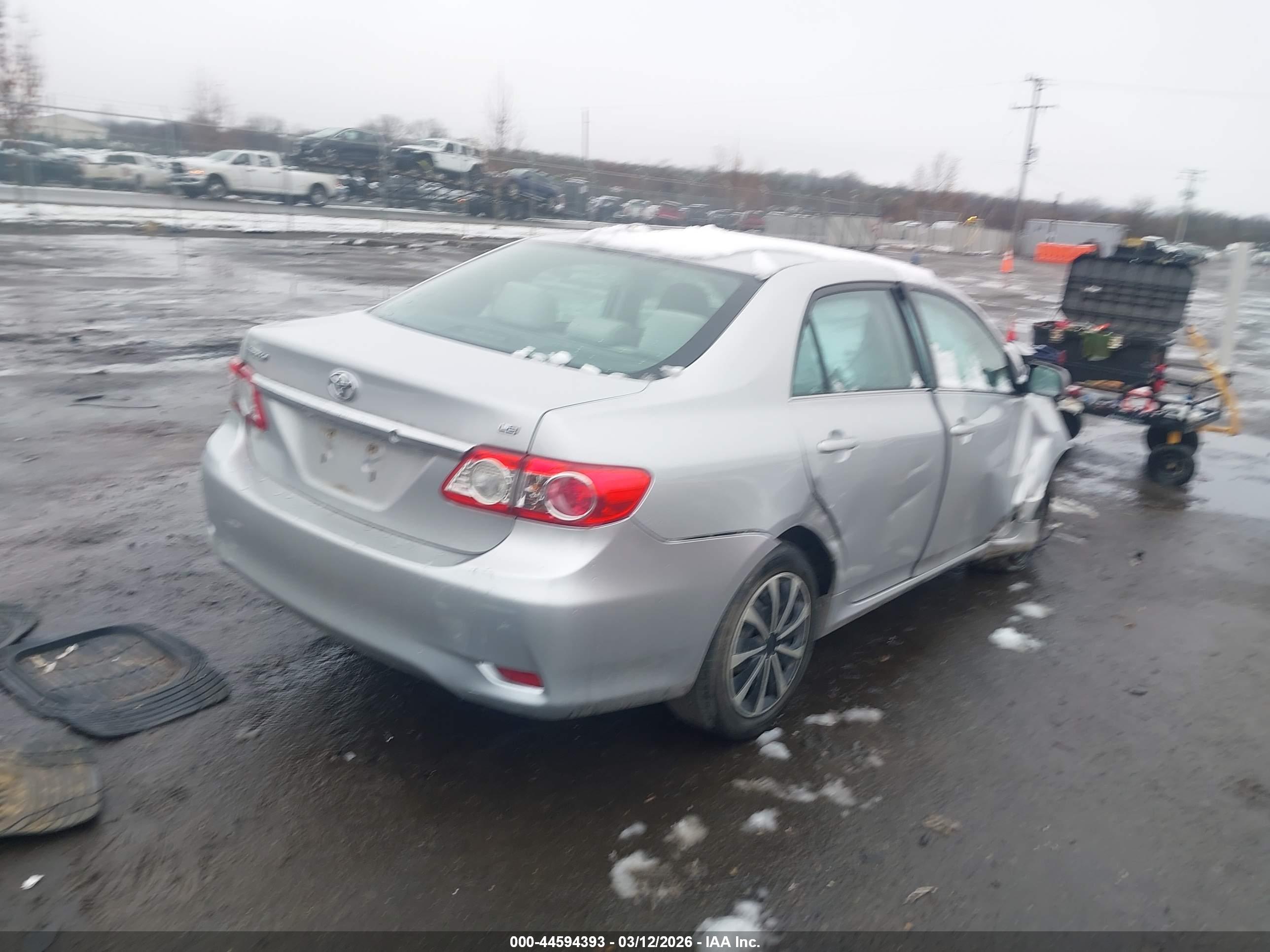 TOYOTA COROLLA image 4