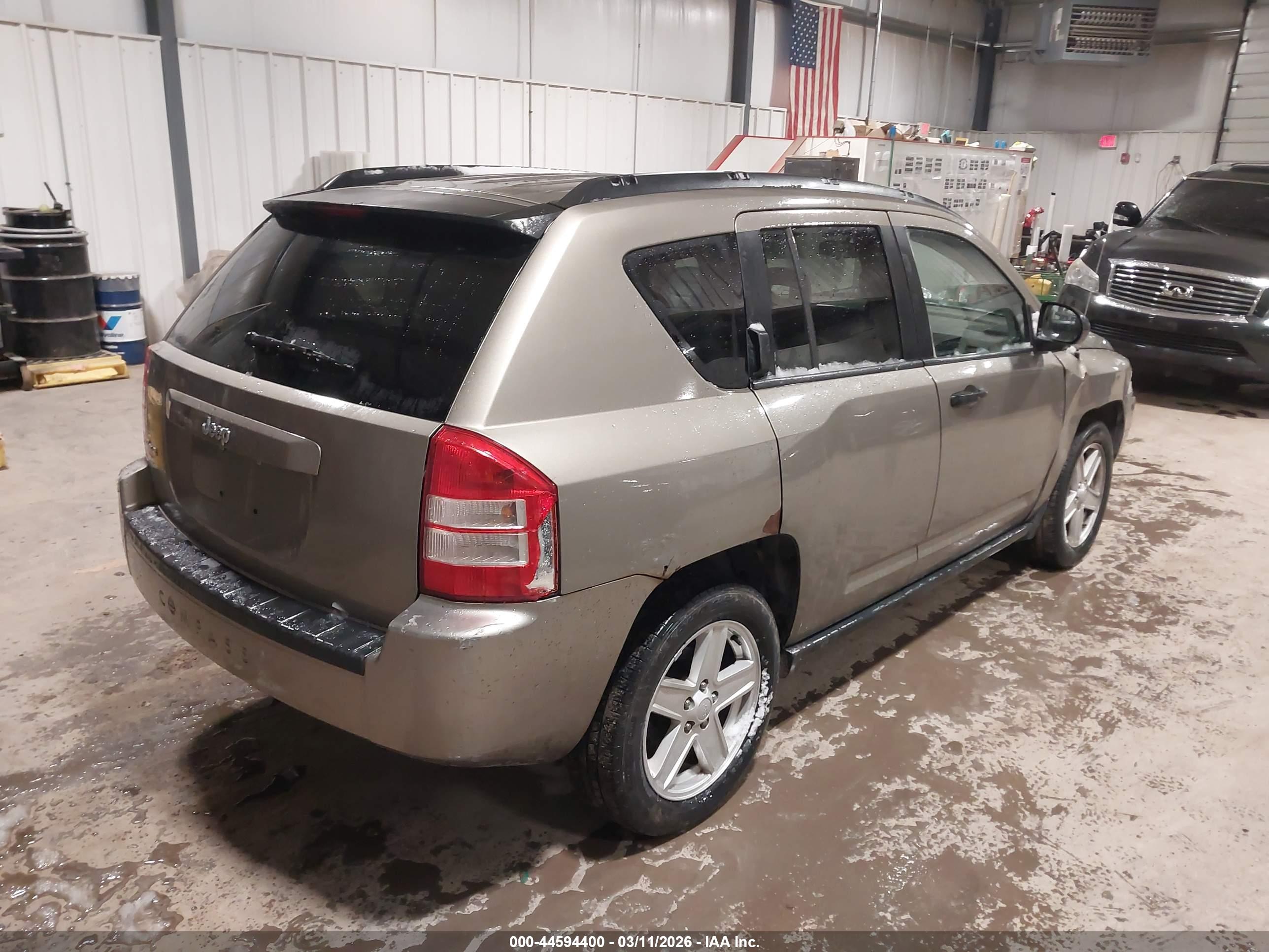 JEEP COMPASS image 4