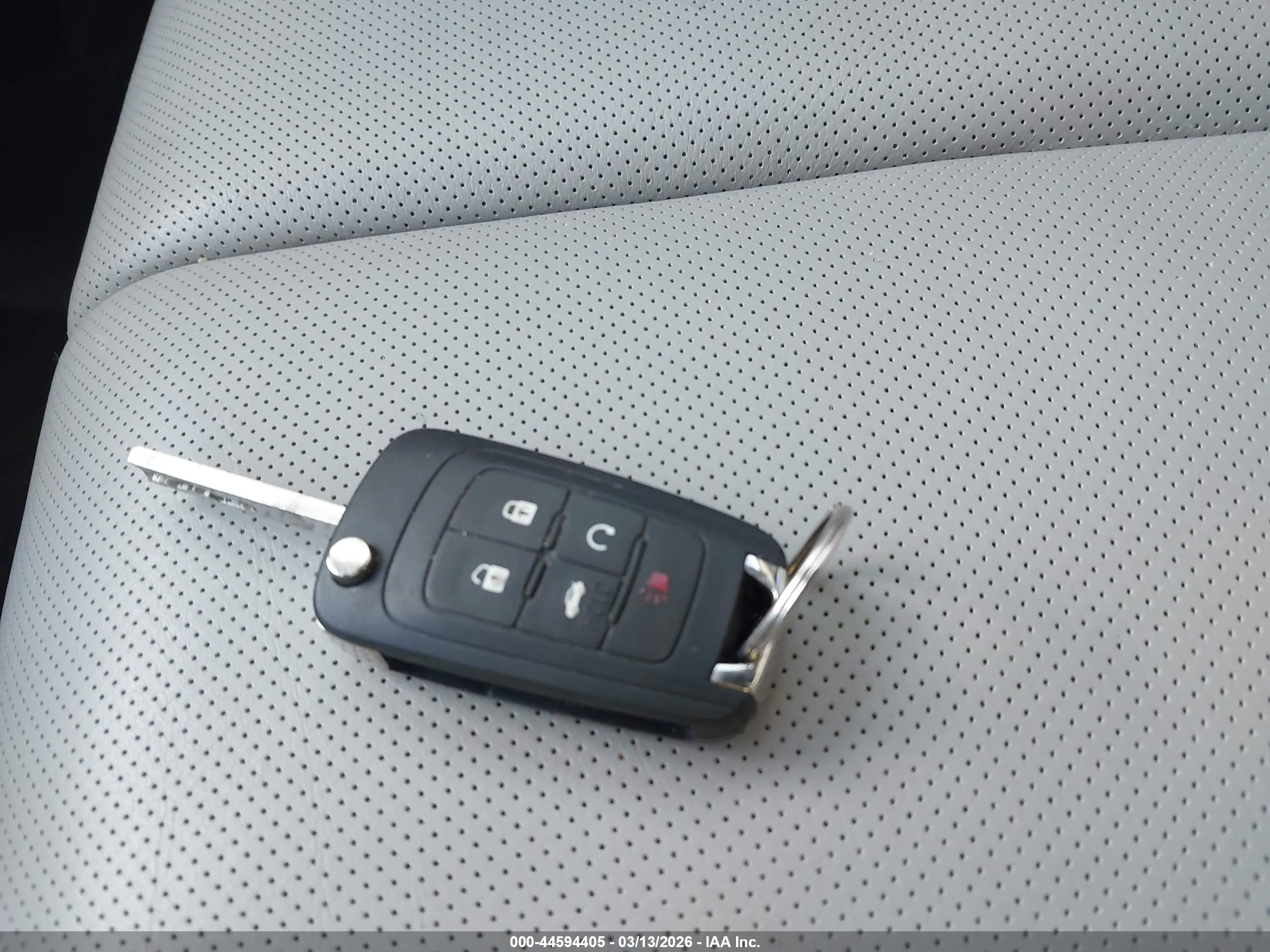 GMC TERRAIN image 11
