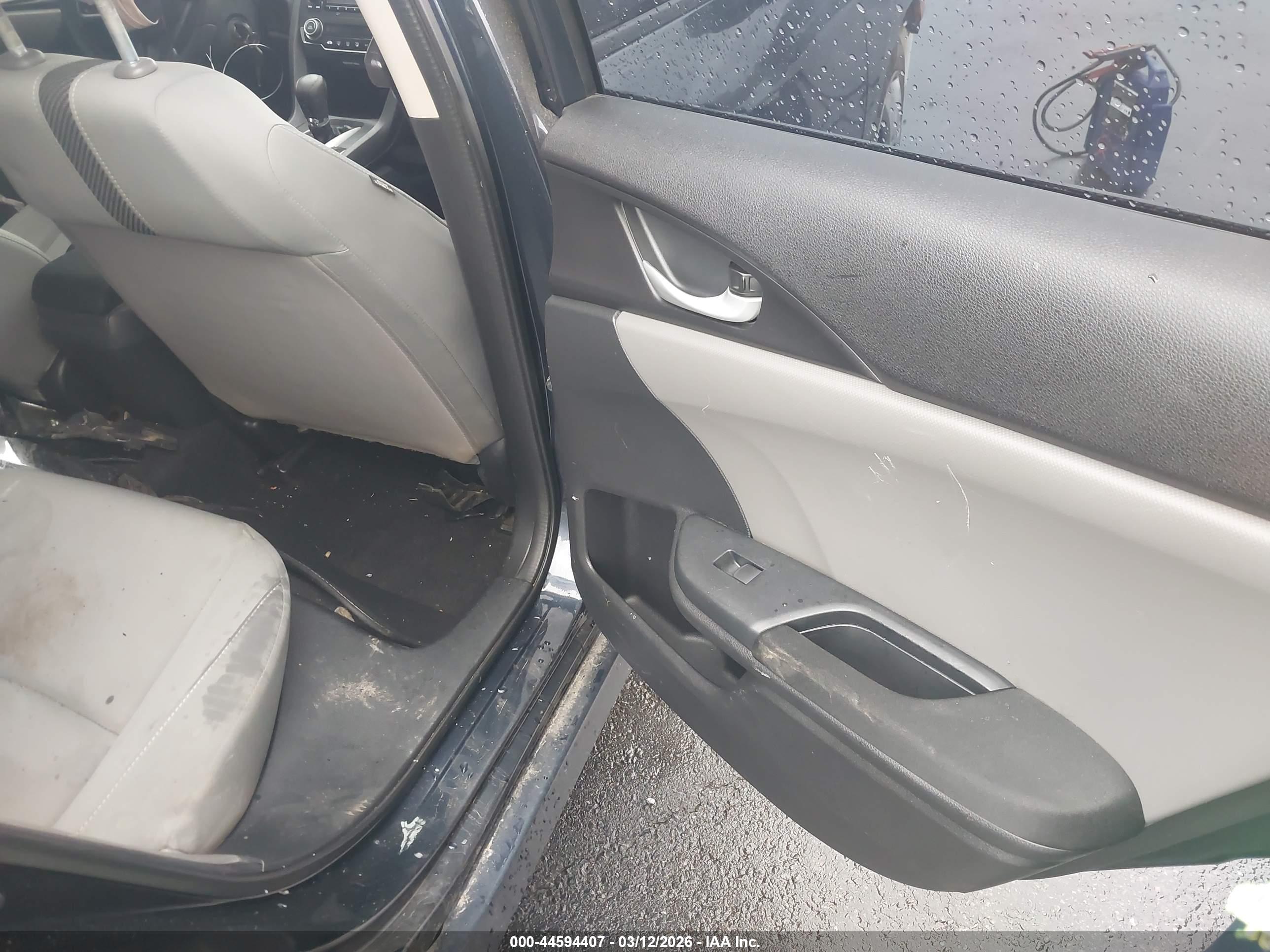 HONDA CIVIC image 8