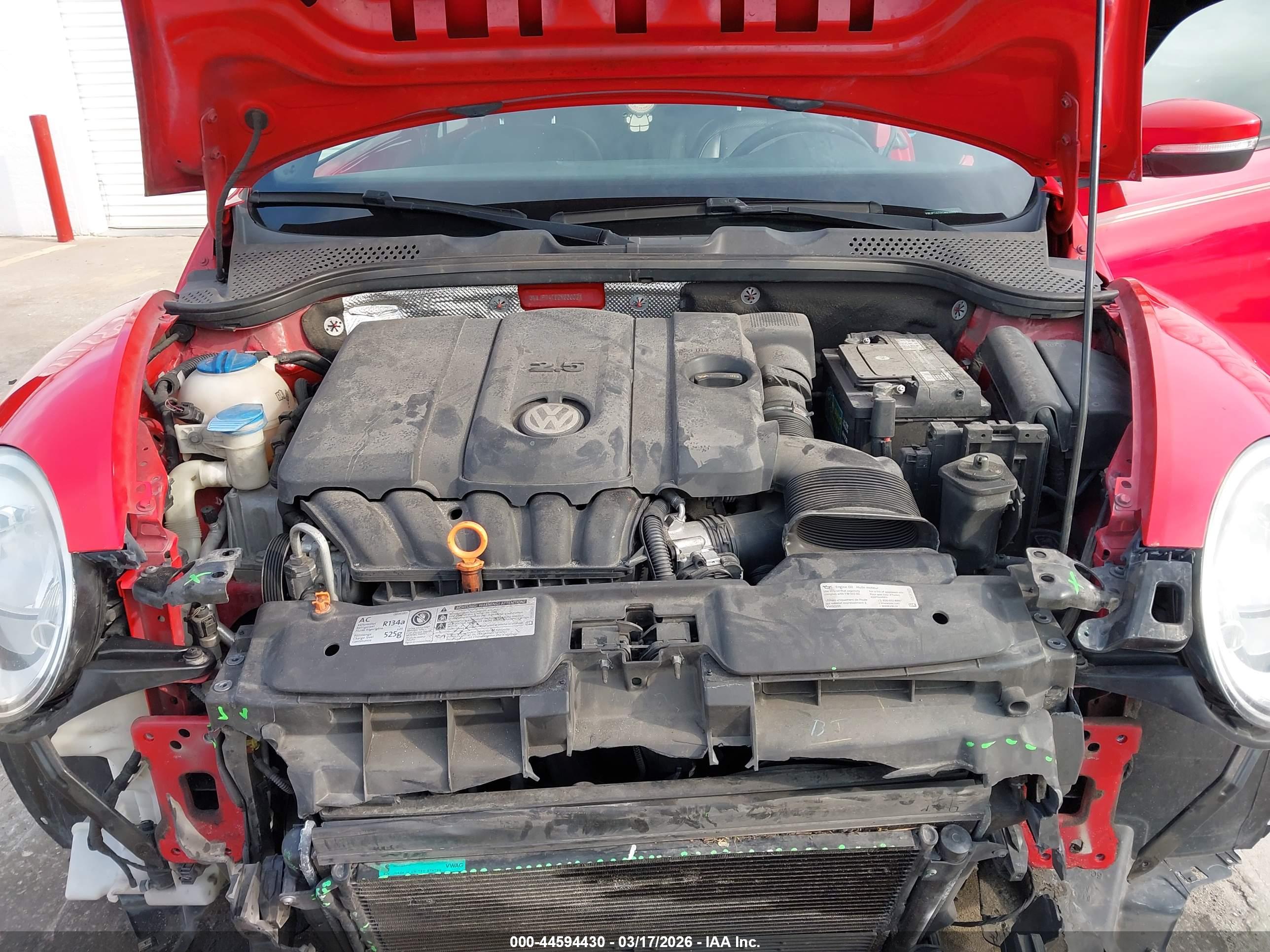 VOLKSWAGEN BEETLE image 10