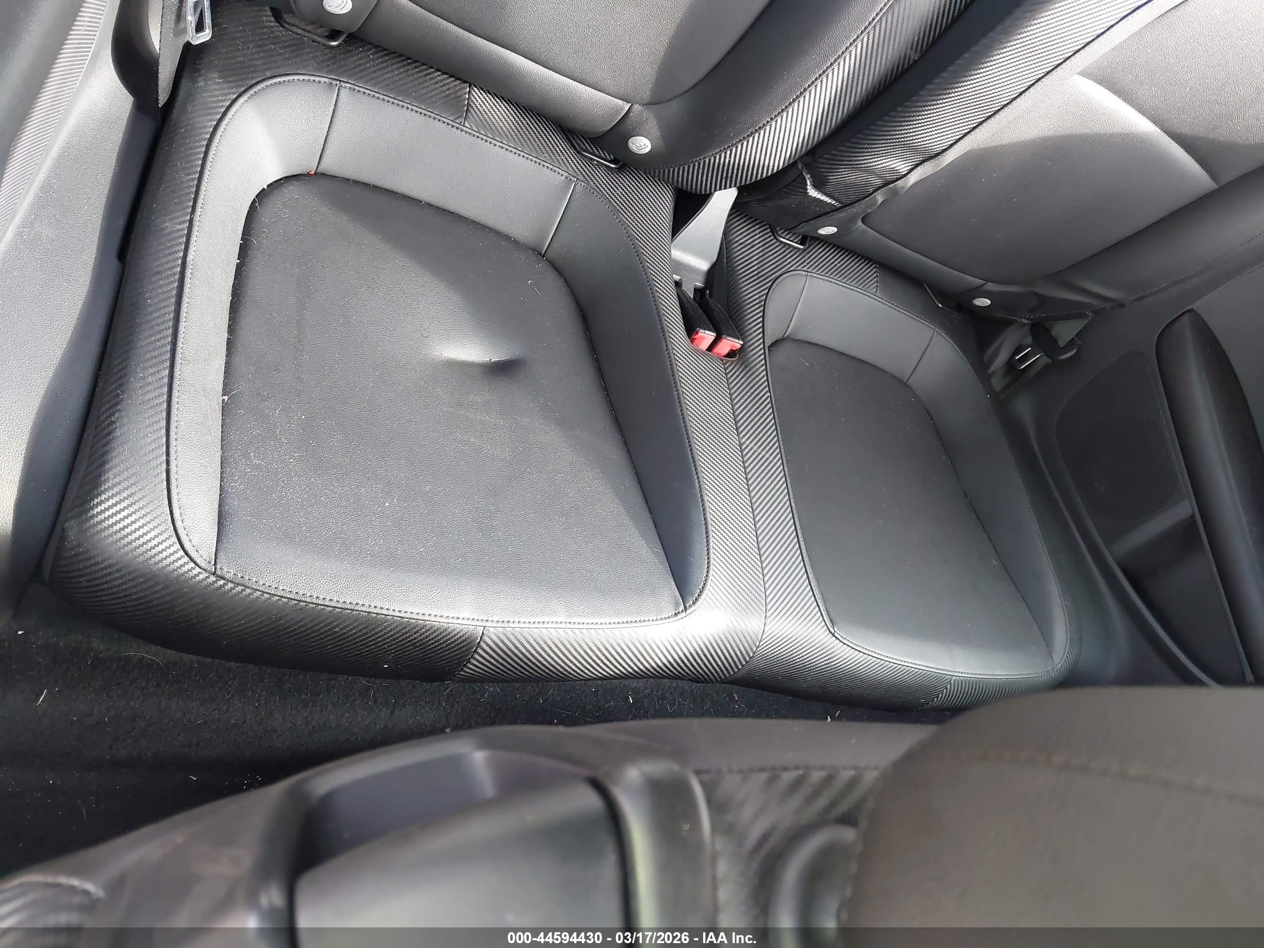 VOLKSWAGEN BEETLE image 8