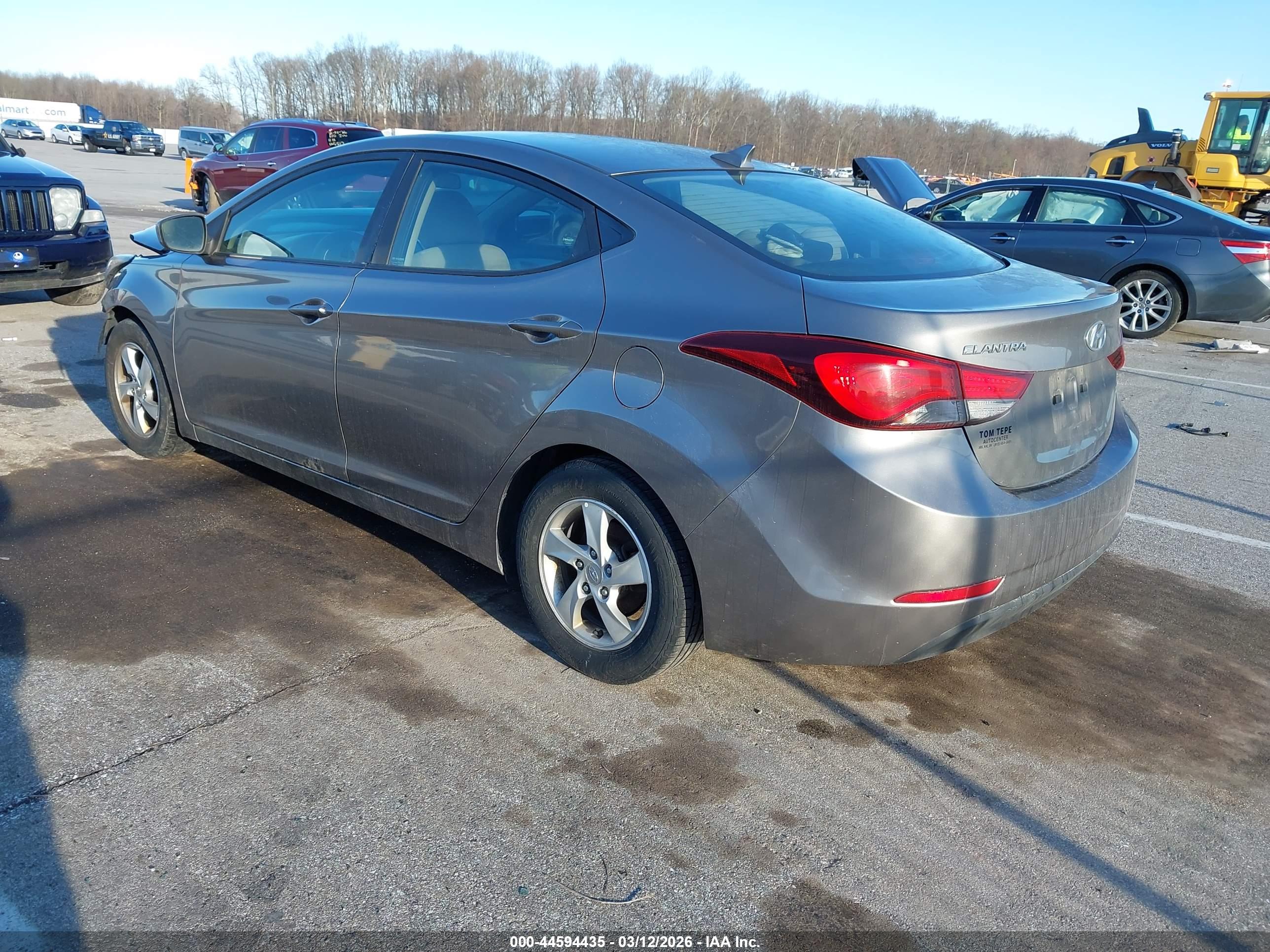 HYUNDAI ELANTRA image 3