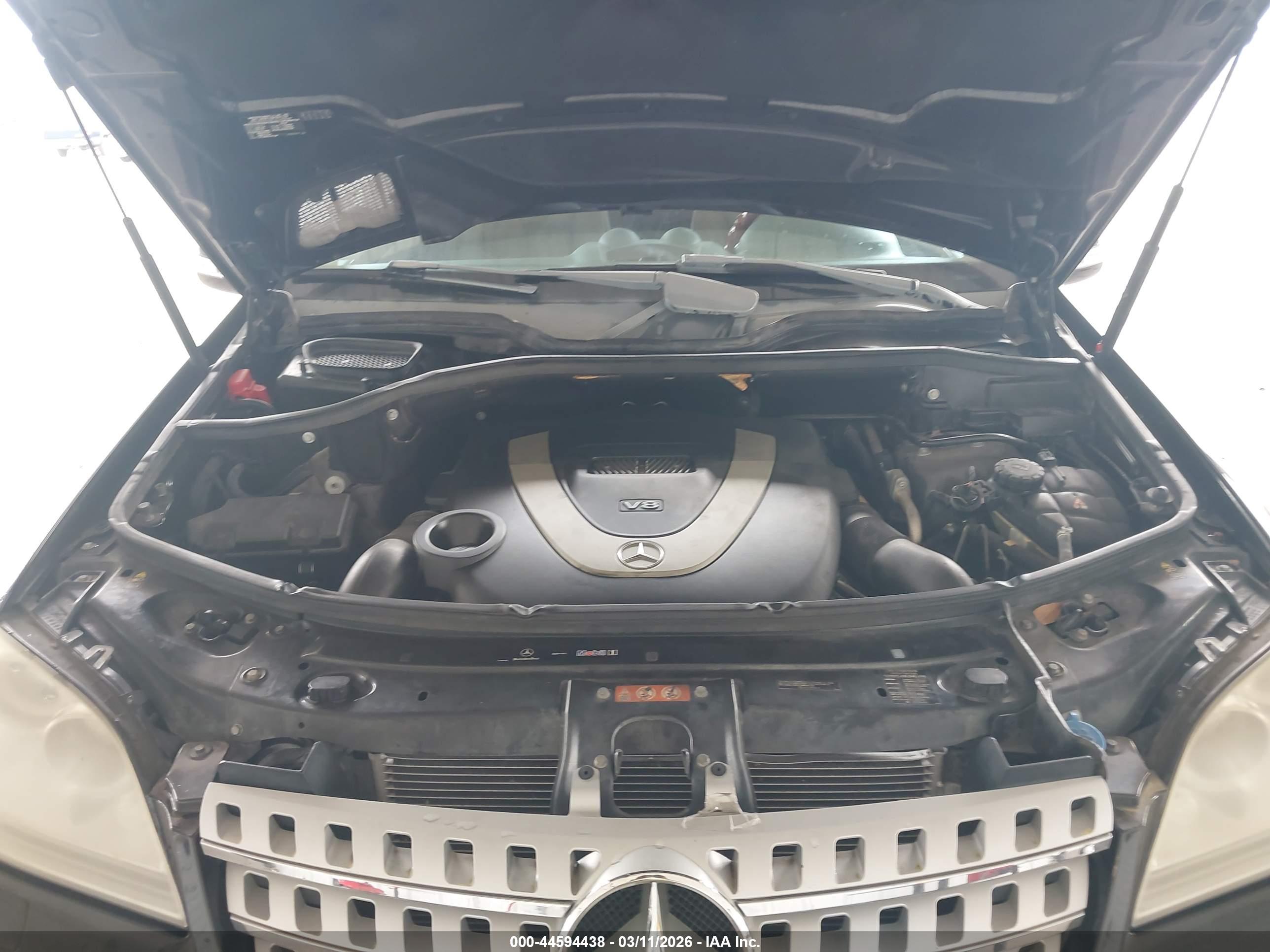 MERCEDES-BENZ ML image 10
