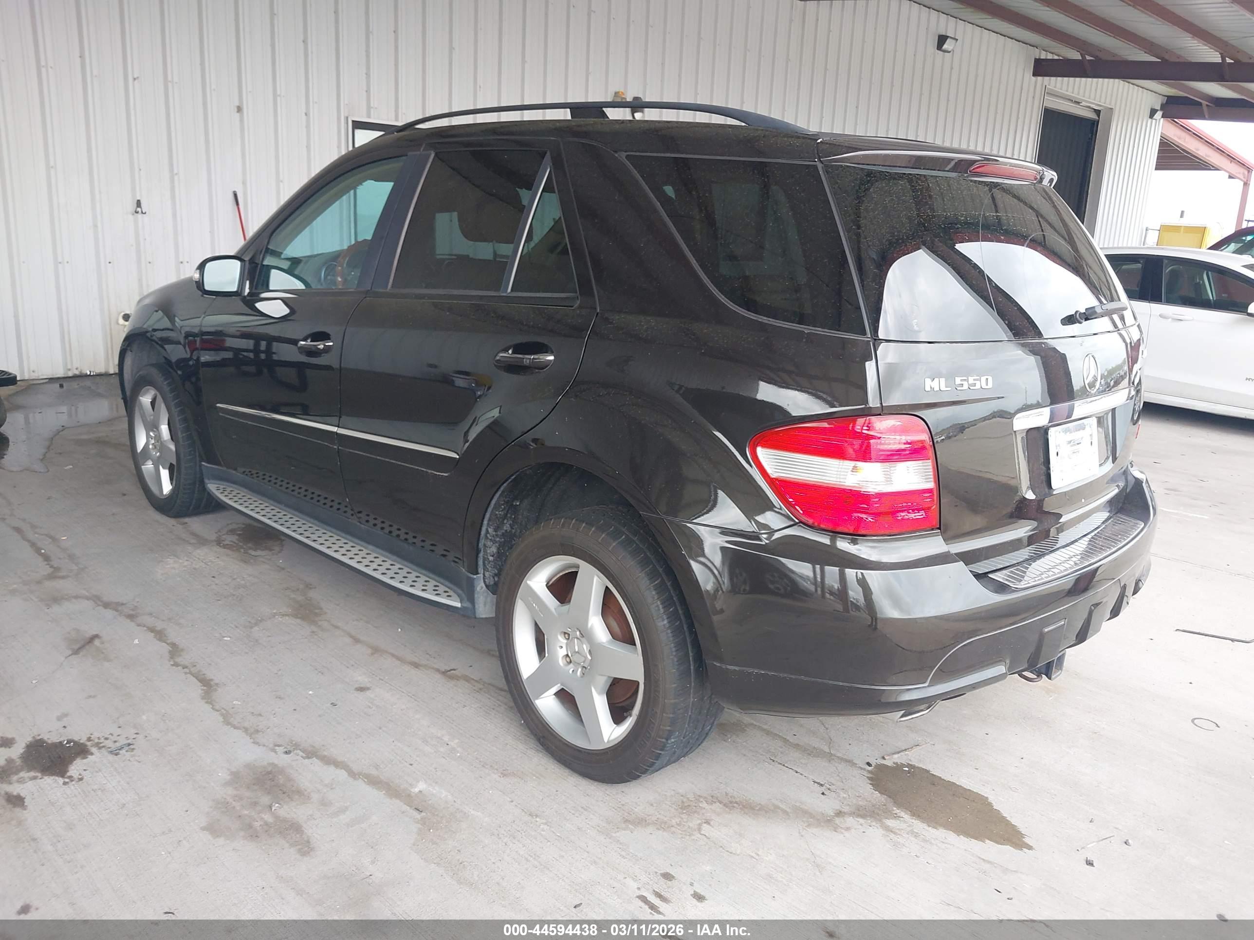 MERCEDES-BENZ ML image 3