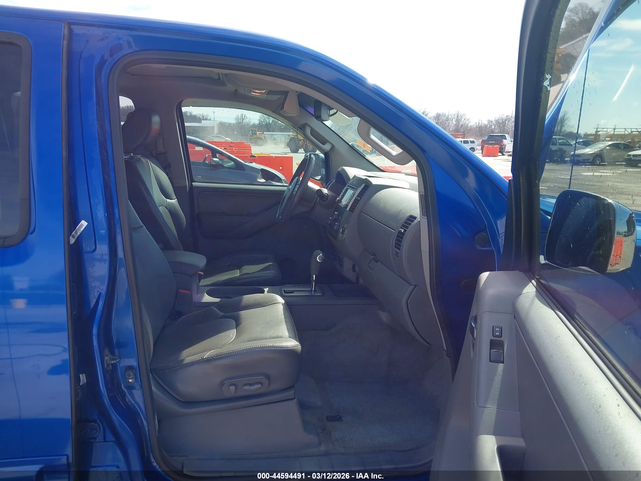 NISSAN FRONTIER image 5