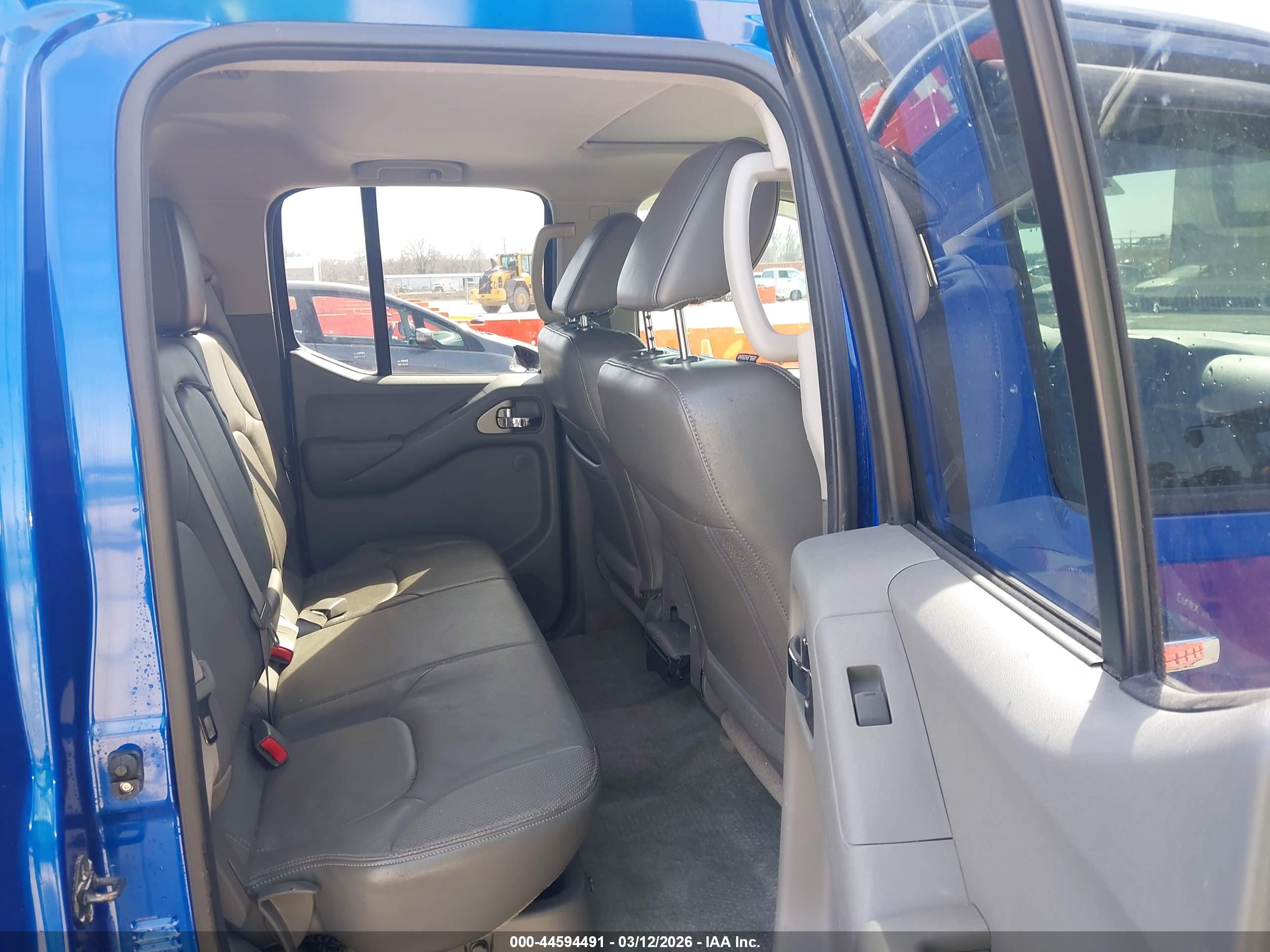 NISSAN FRONTIER image 8