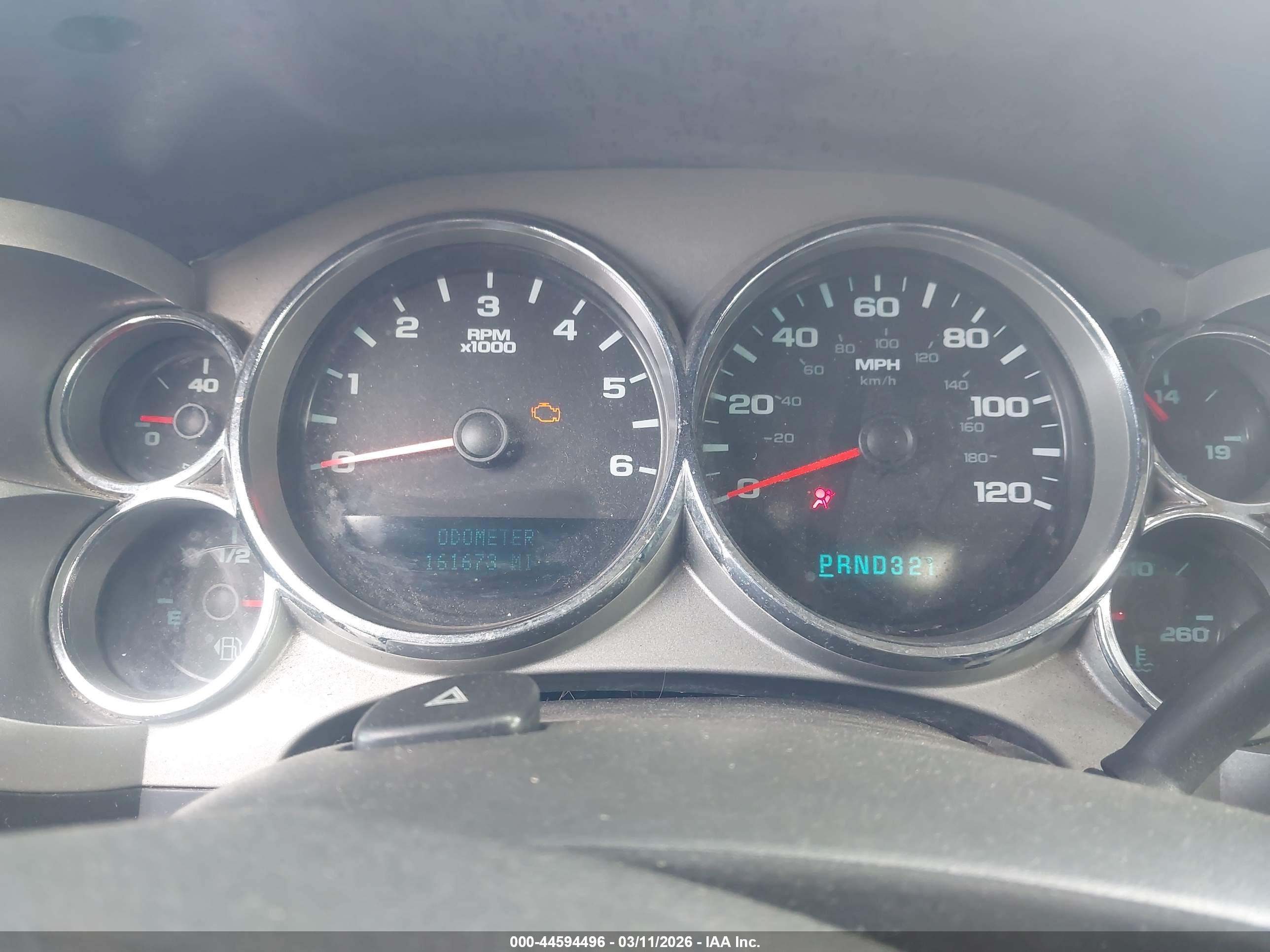 CHEVROLET SILVERADO image 7