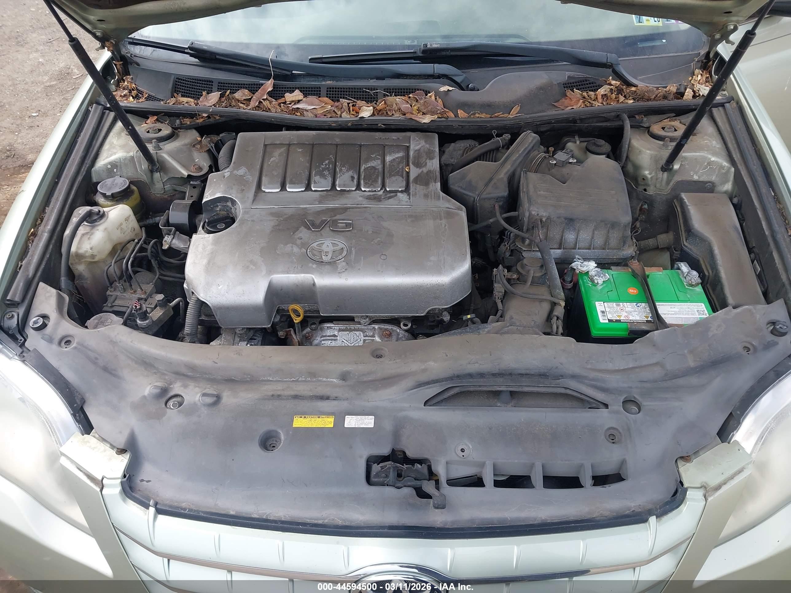 TOYOTA AVALON image 10