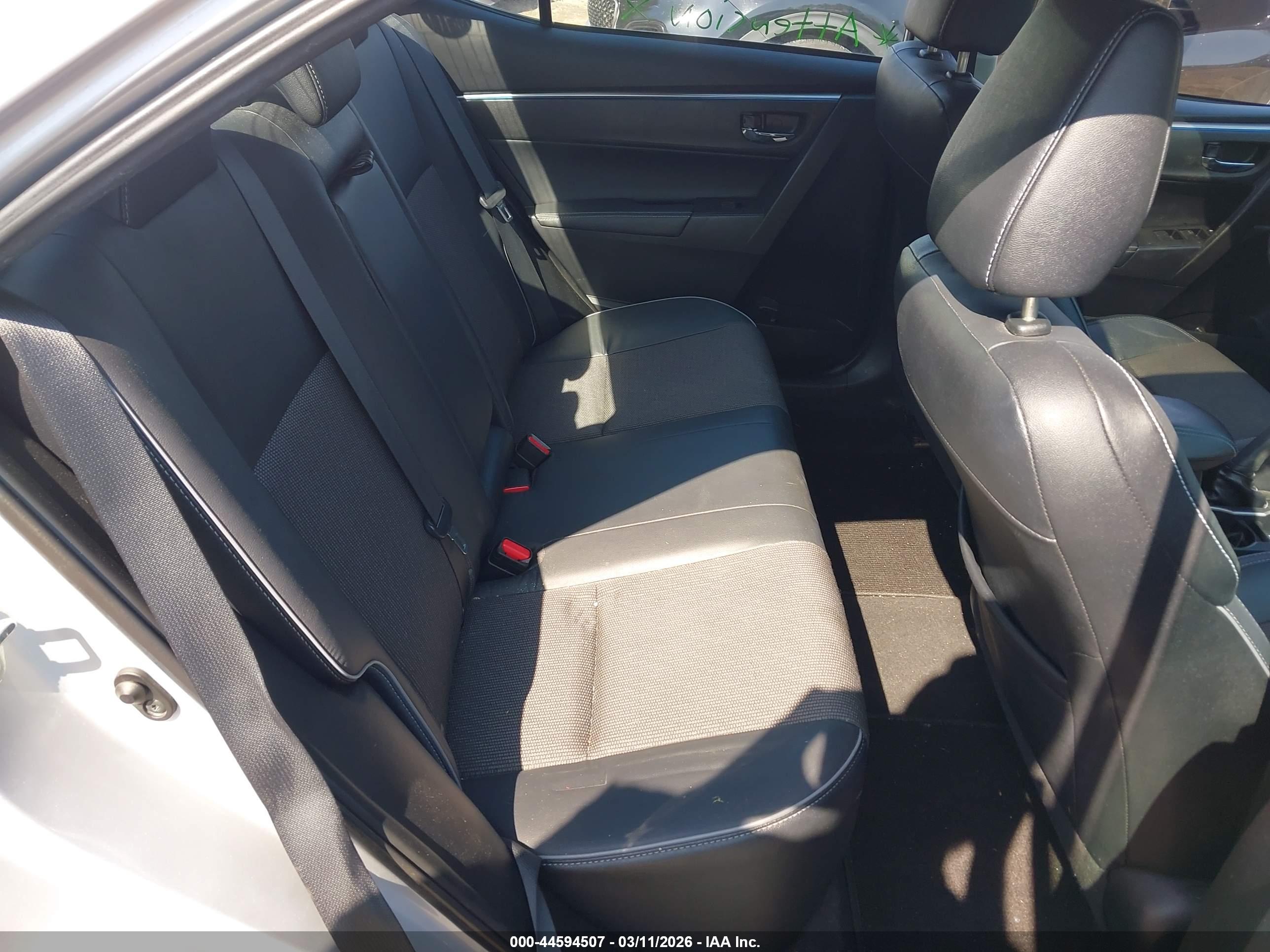 TOYOTA COROLLA image 8