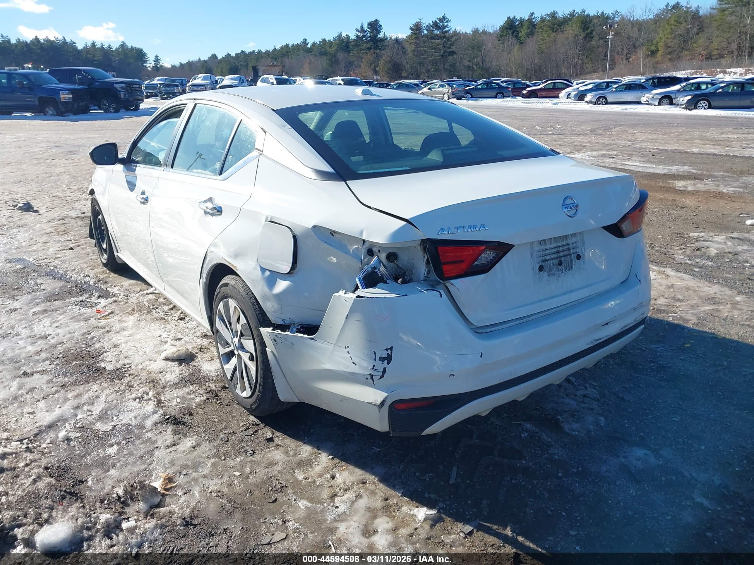NISSAN ALTIMA image 3