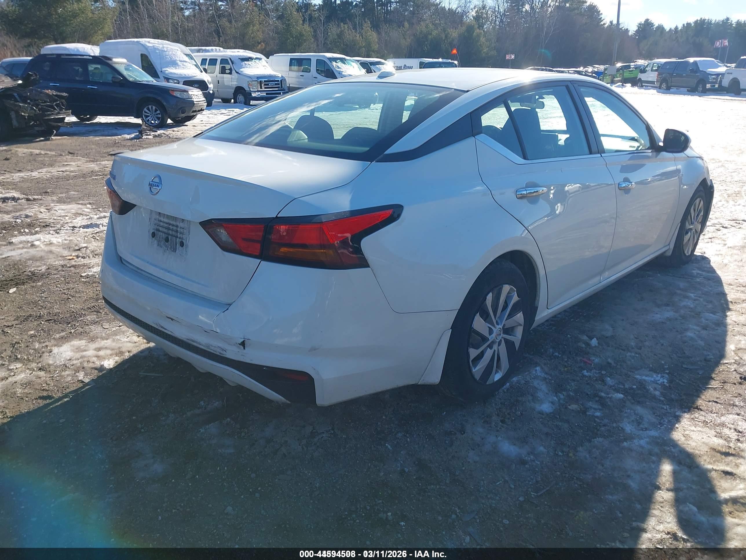 NISSAN ALTIMA image 4