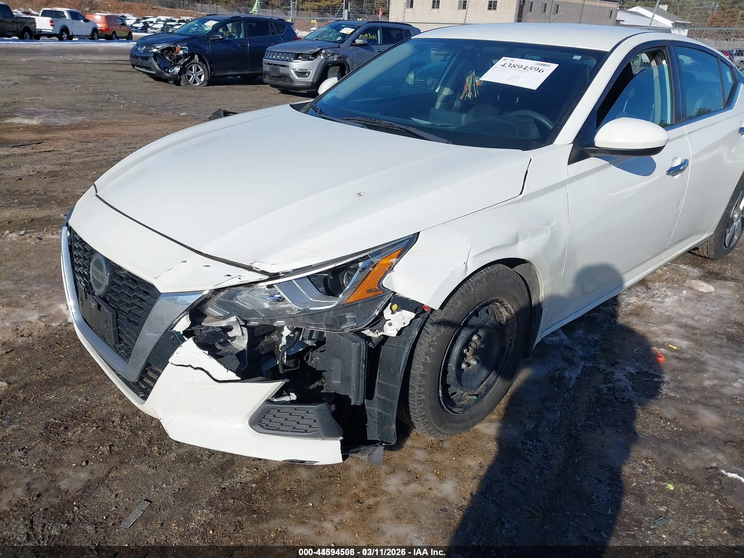 NISSAN ALTIMA image 6