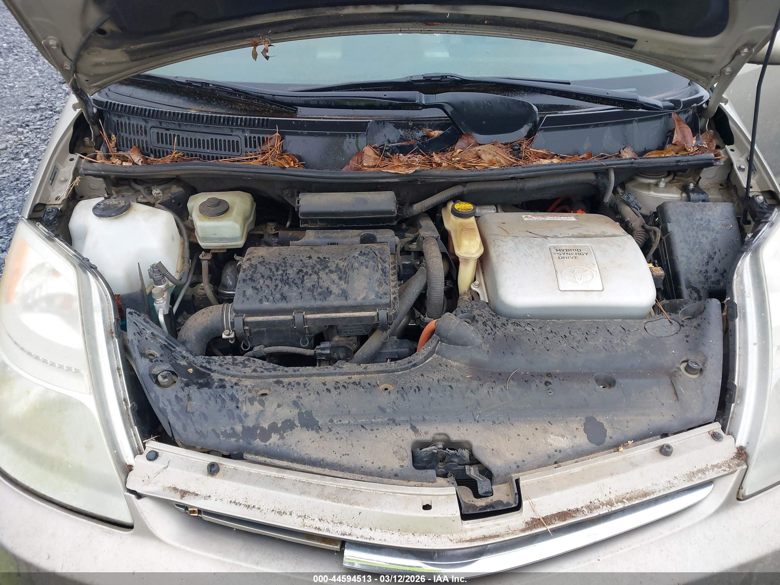 TOYOTA PRIUS image 10