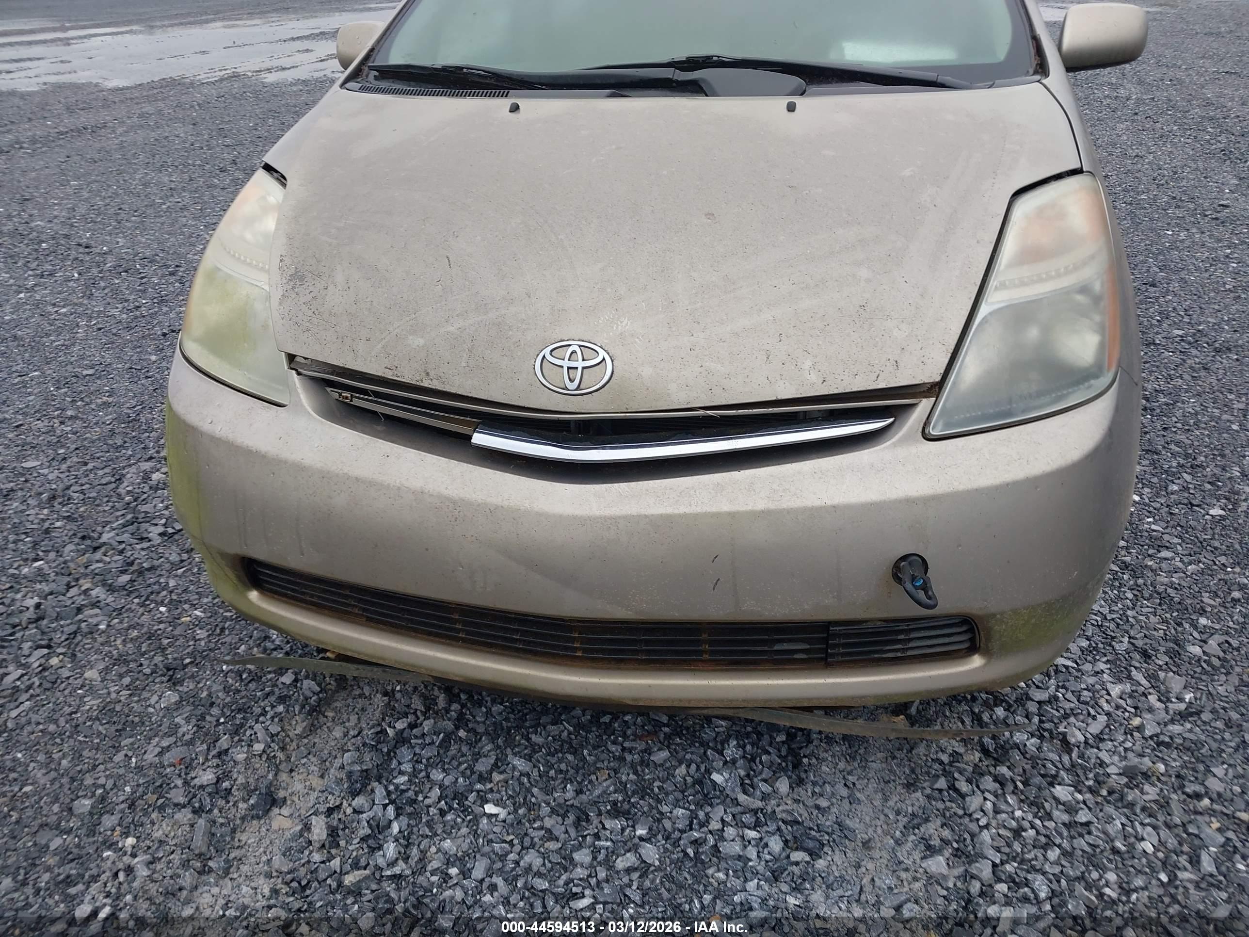 TOYOTA PRIUS image 6