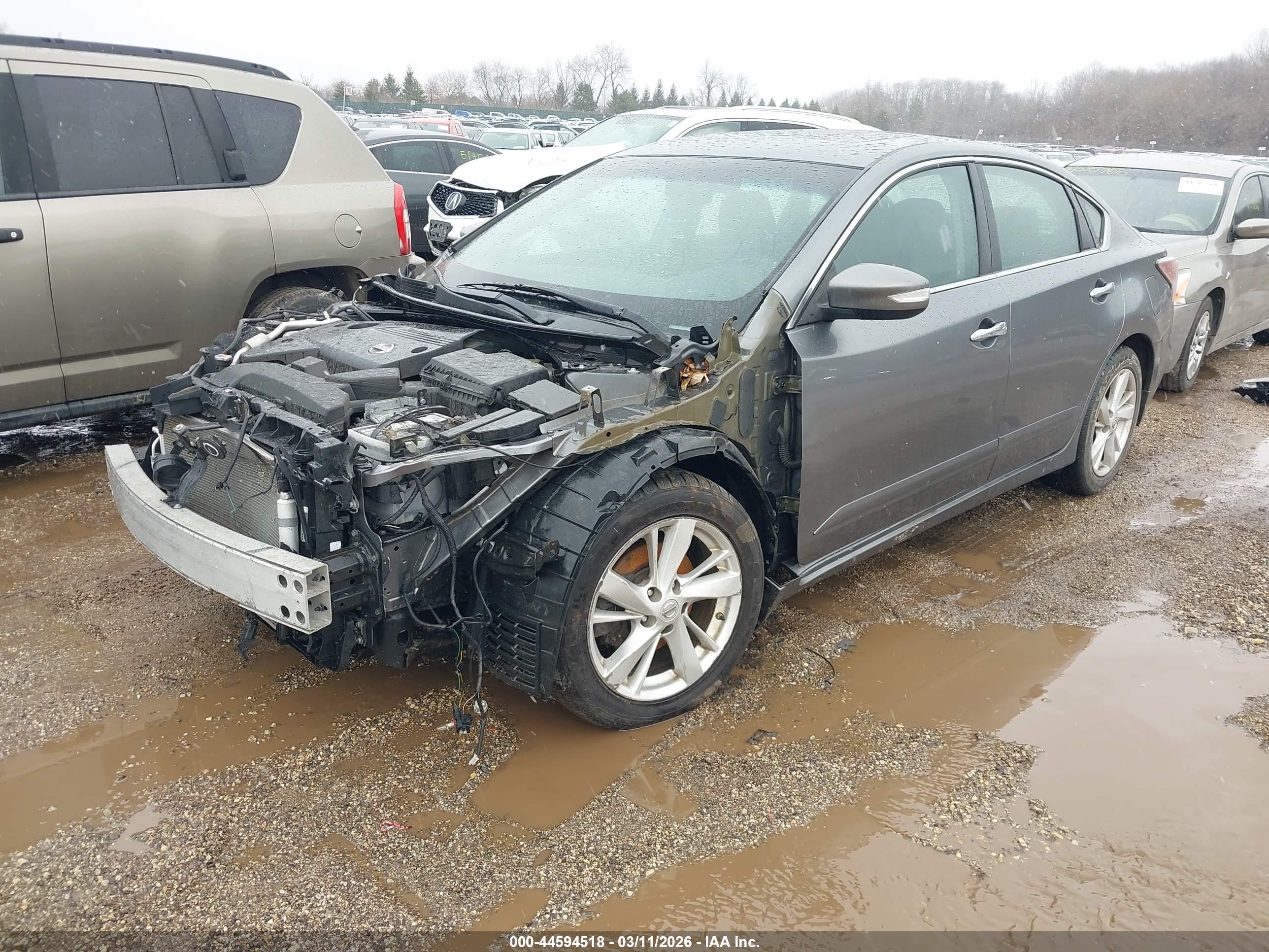 NISSAN ALTIMA image 2