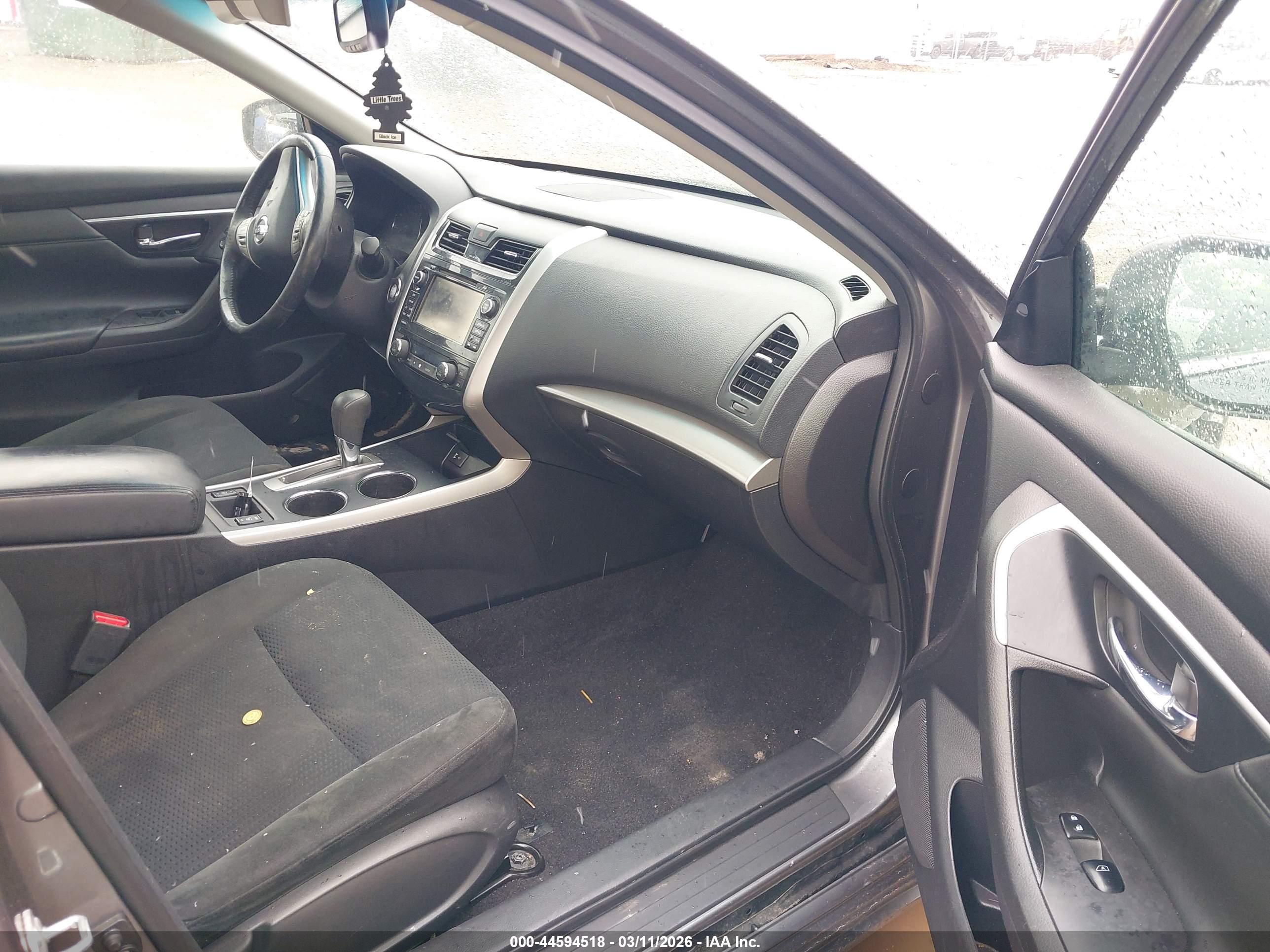 NISSAN ALTIMA image 5