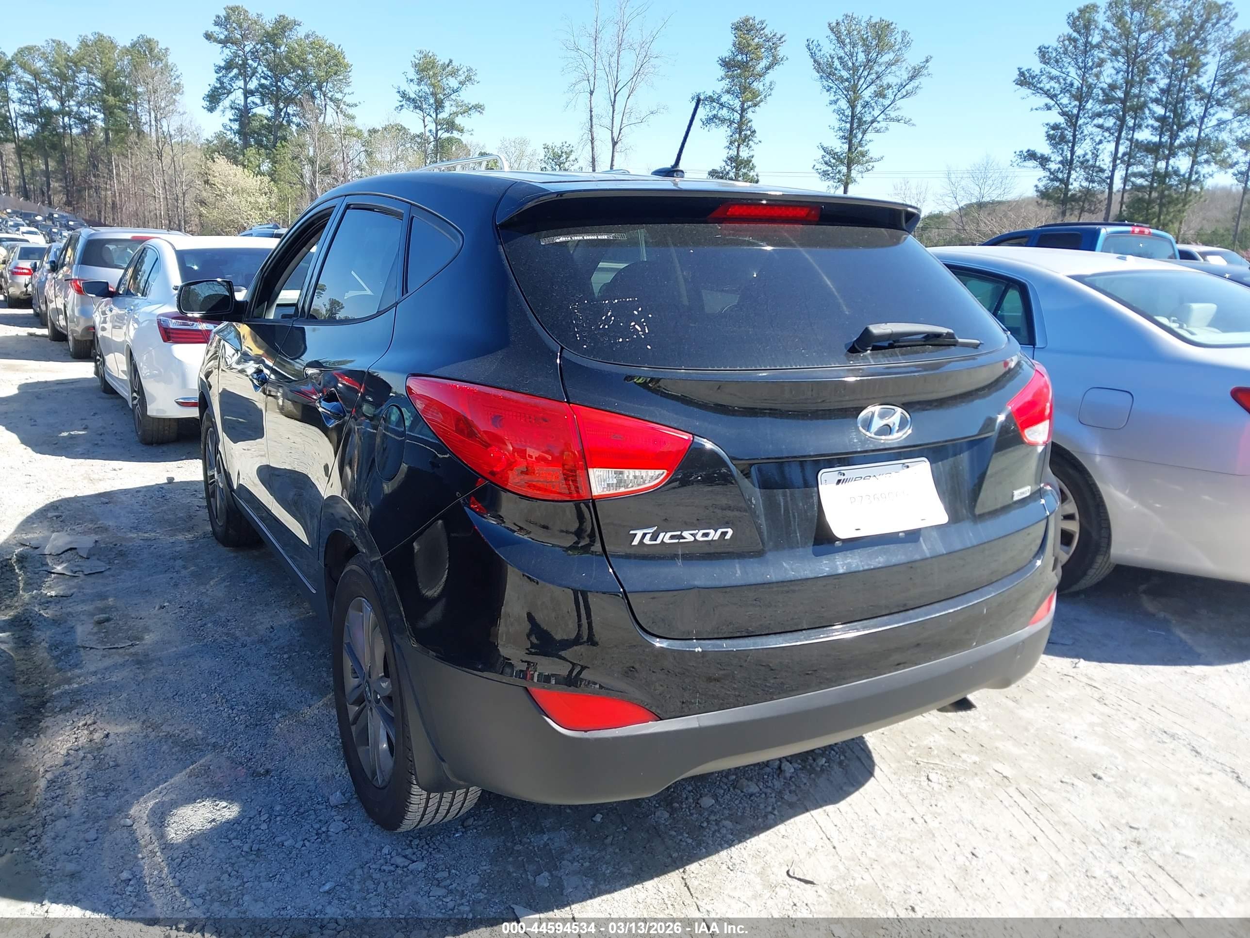 HYUNDAI TUCSON image 3