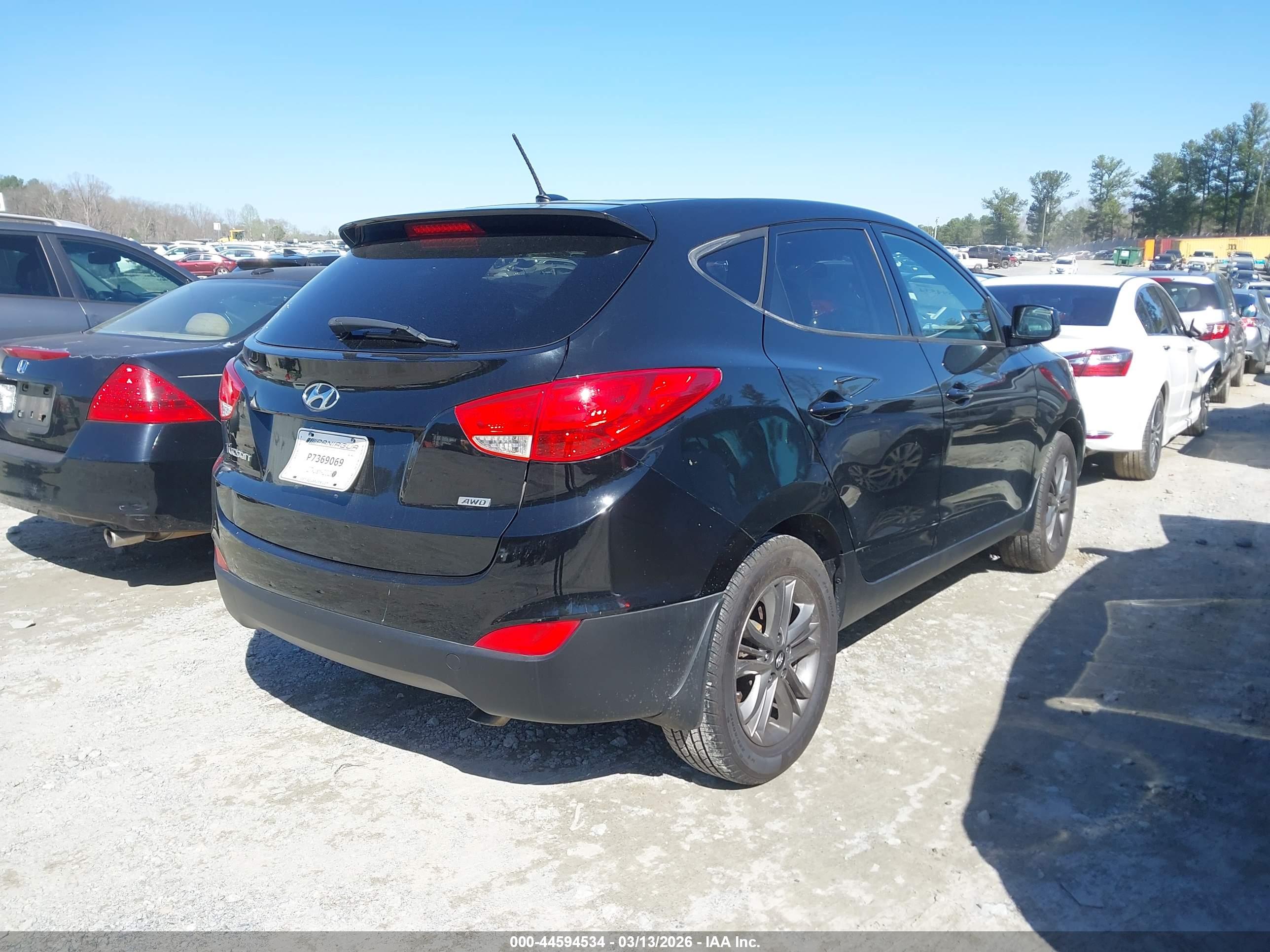 HYUNDAI TUCSON image 4
