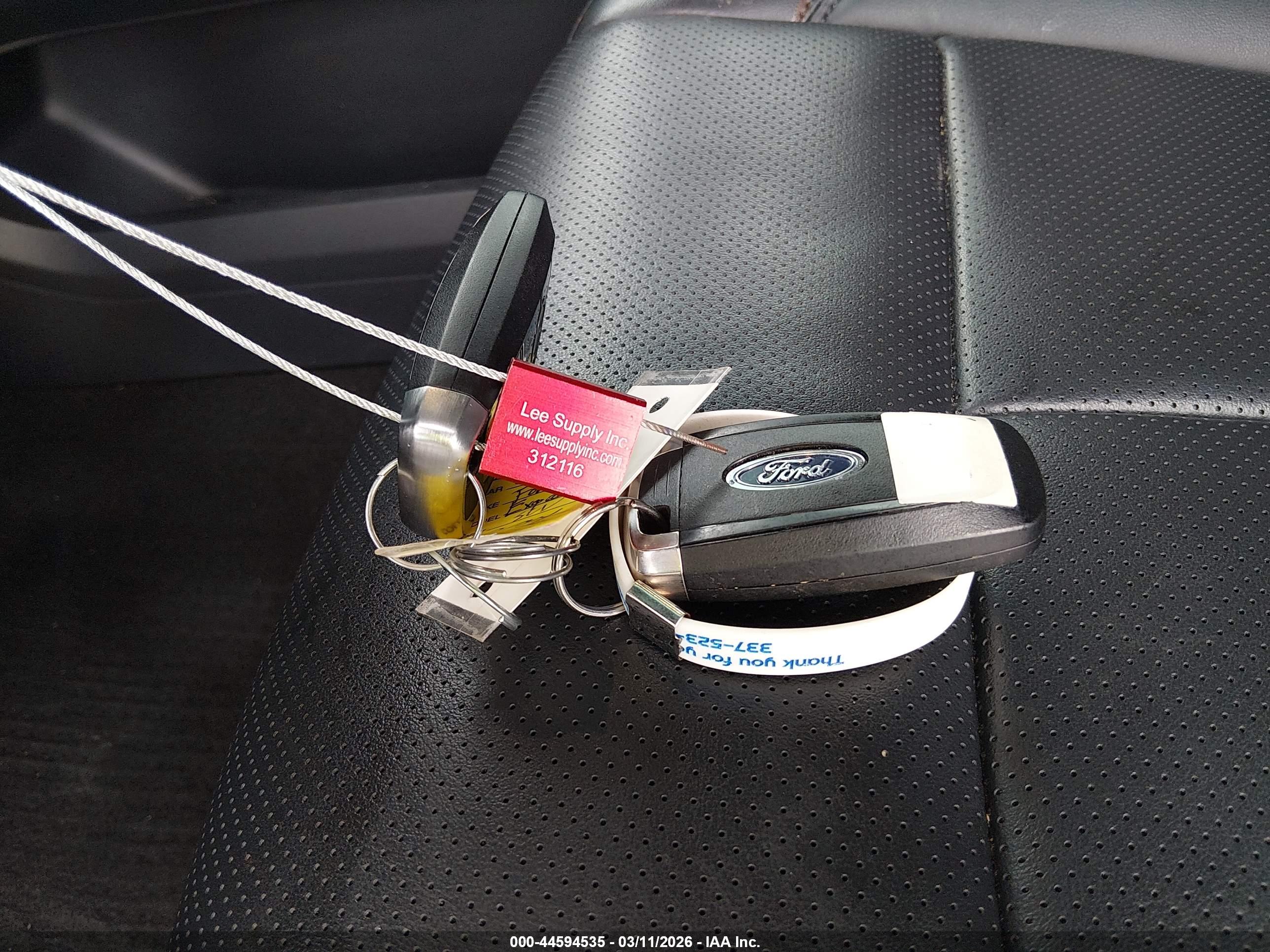 FORD EXPEDITION image 11