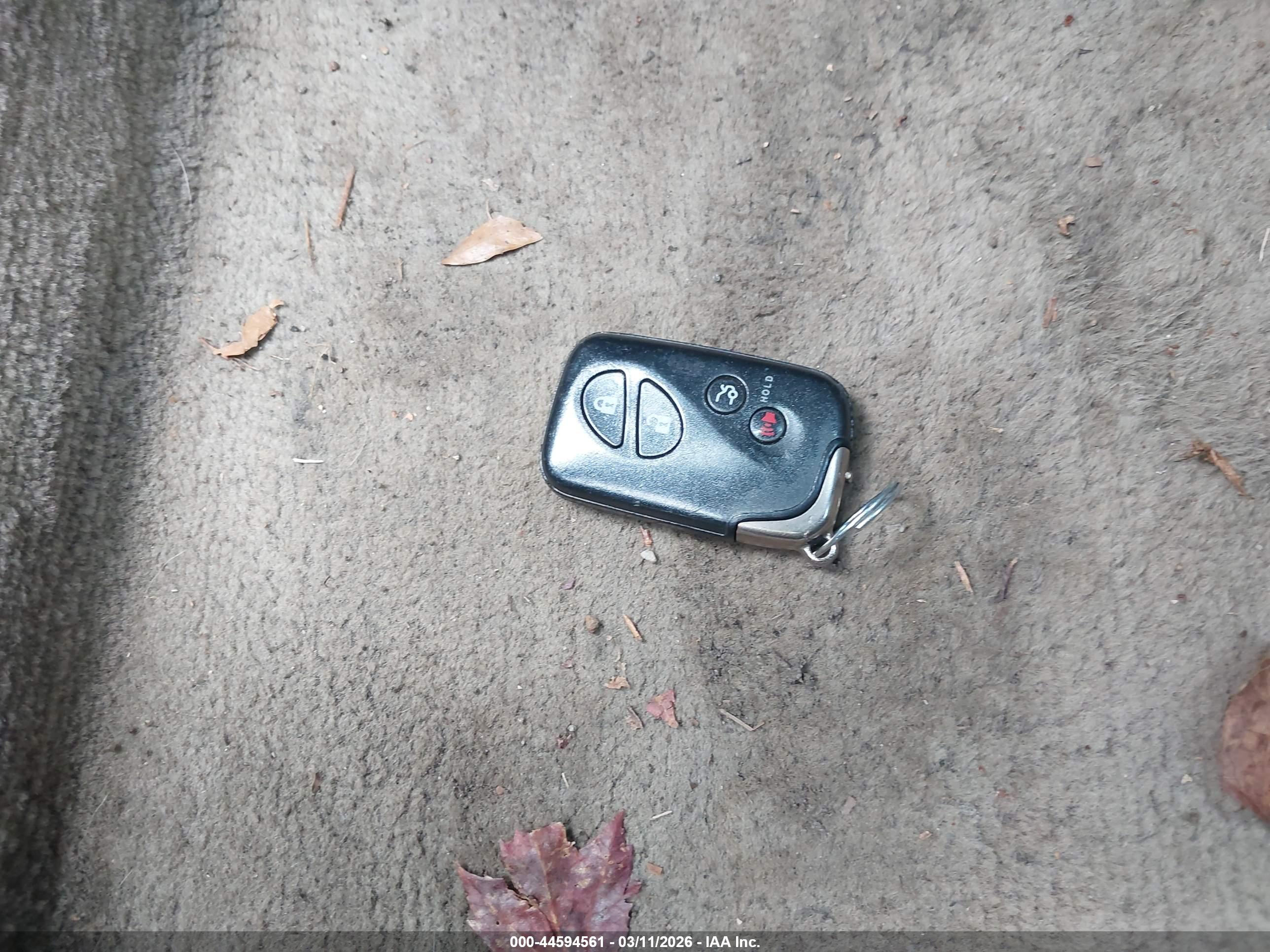 LEXUS ES image 11