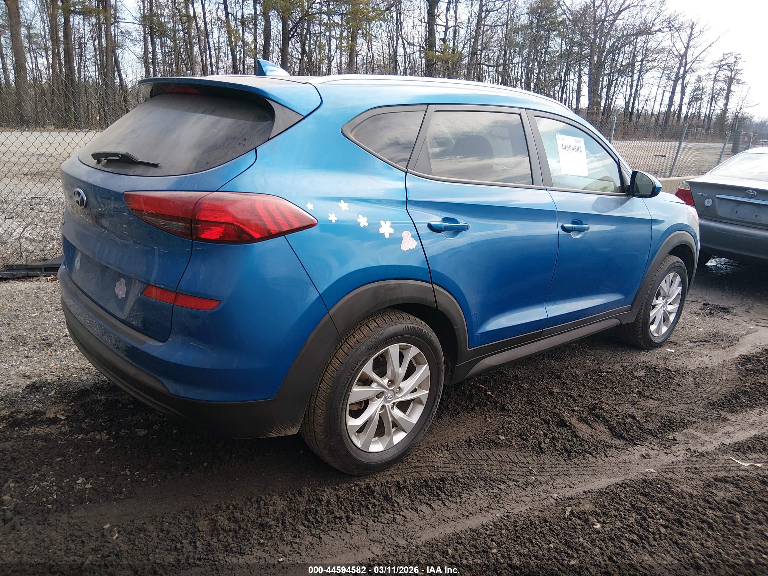 HYUNDAI TUCSON image 4