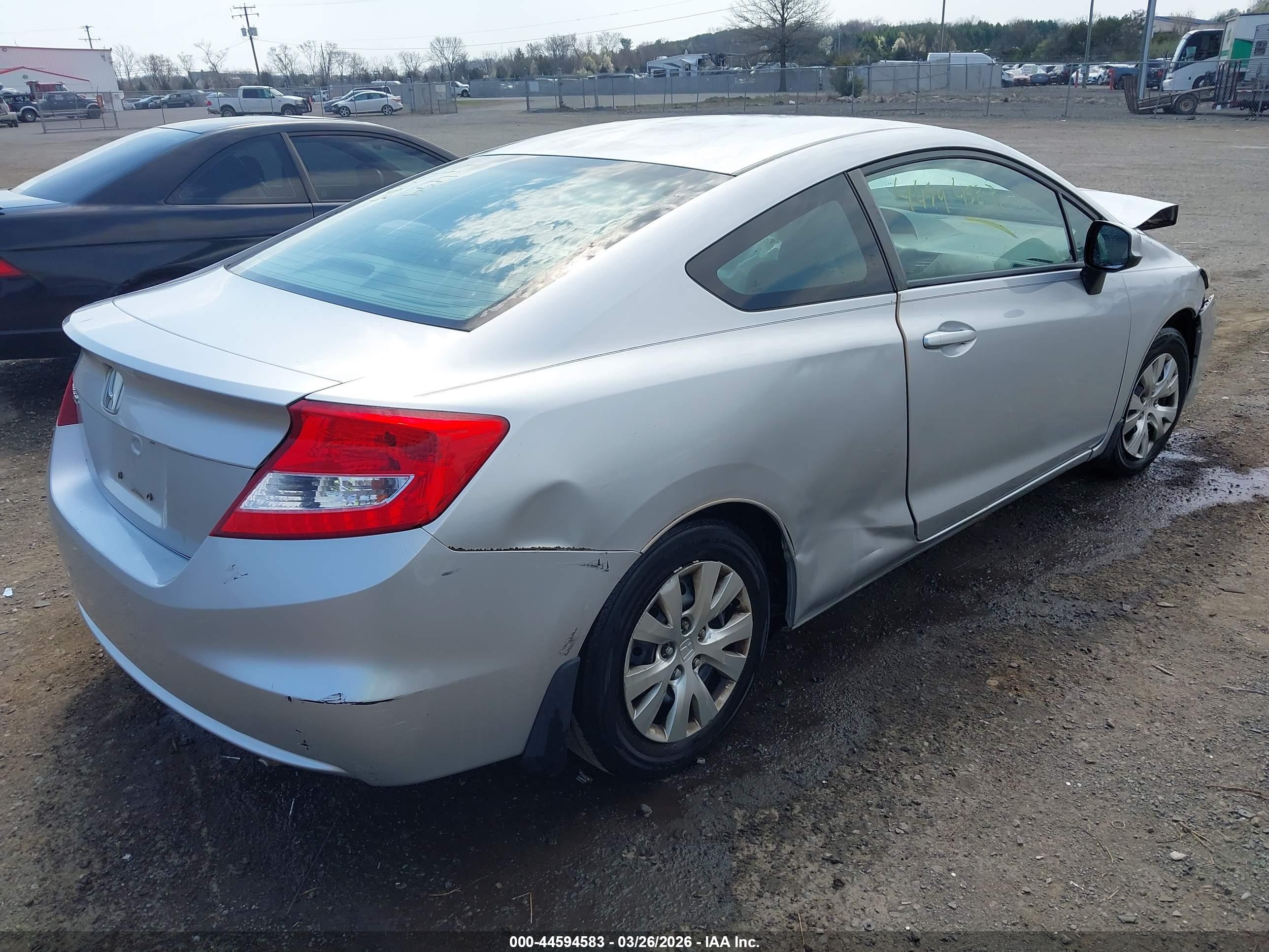 HONDA CIVIC image 4