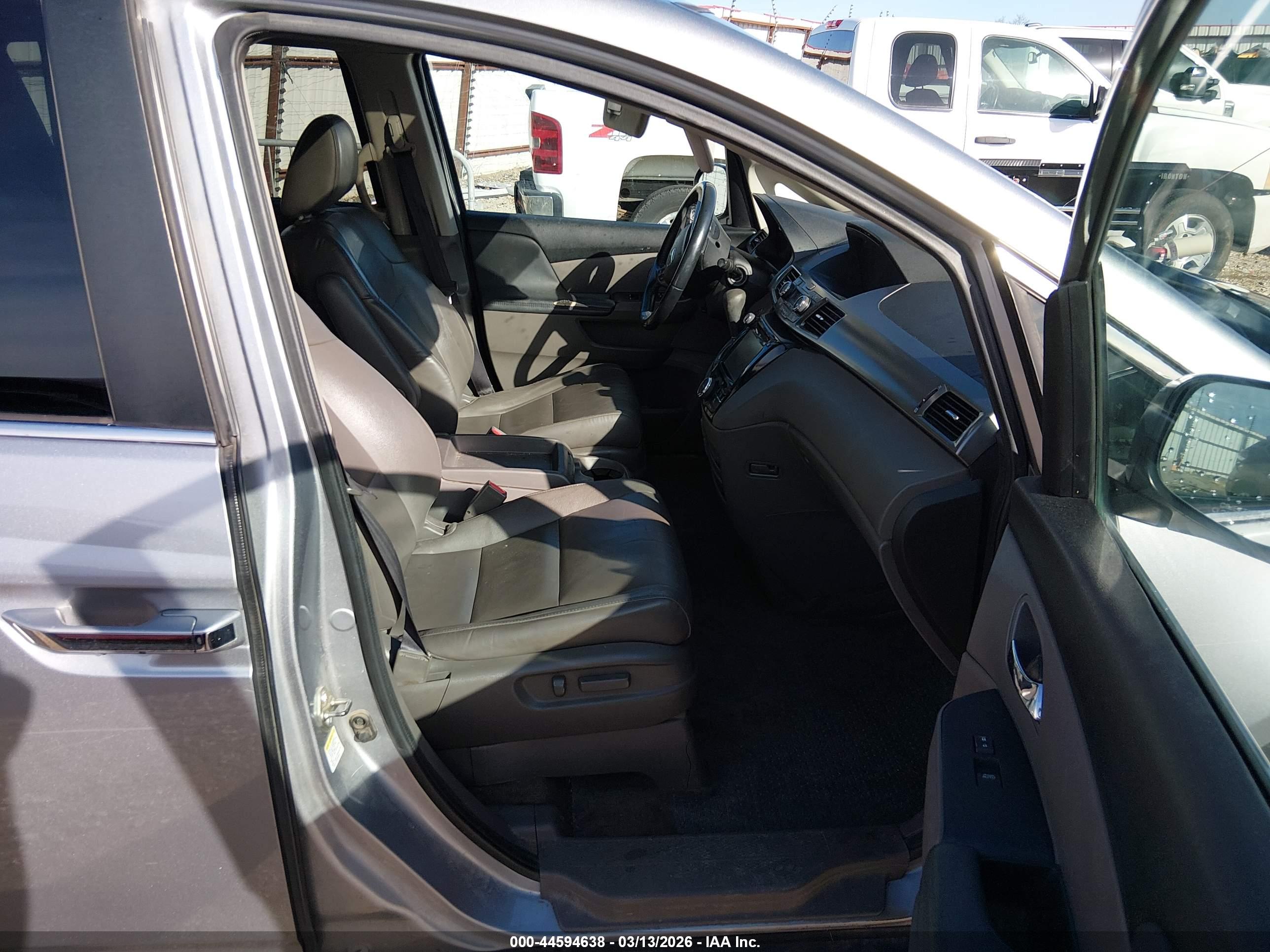 HONDA ODYSSEY image 5