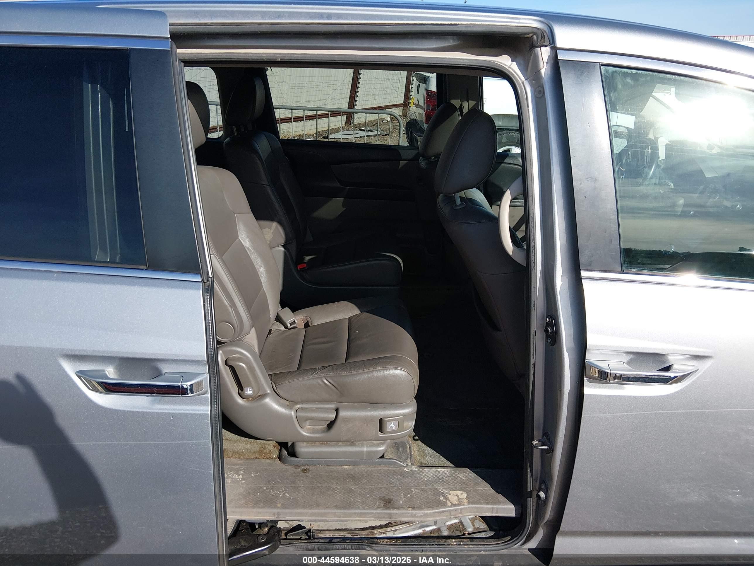 HONDA ODYSSEY image 8