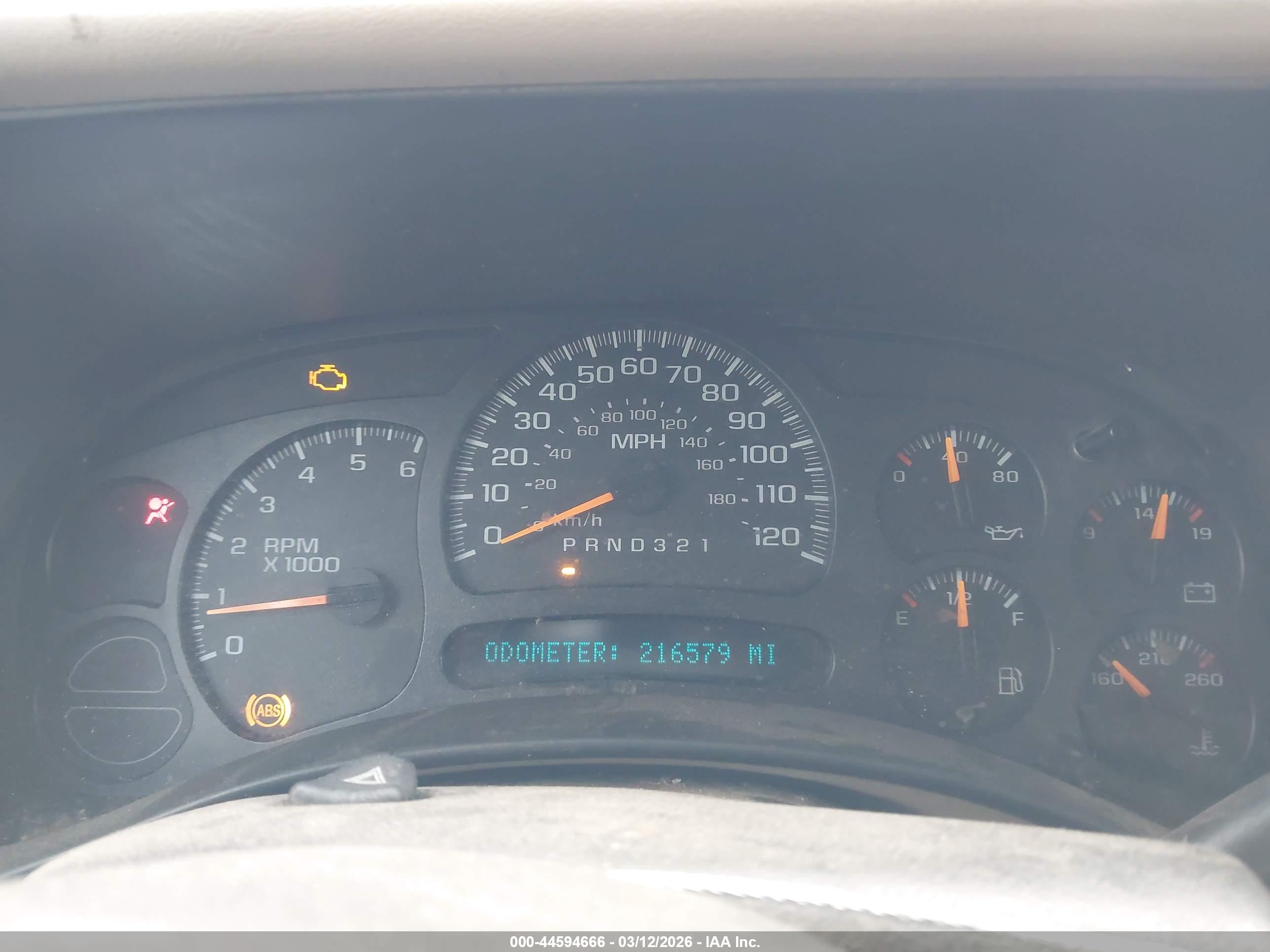 CHEVROLET SILVERADO image 7