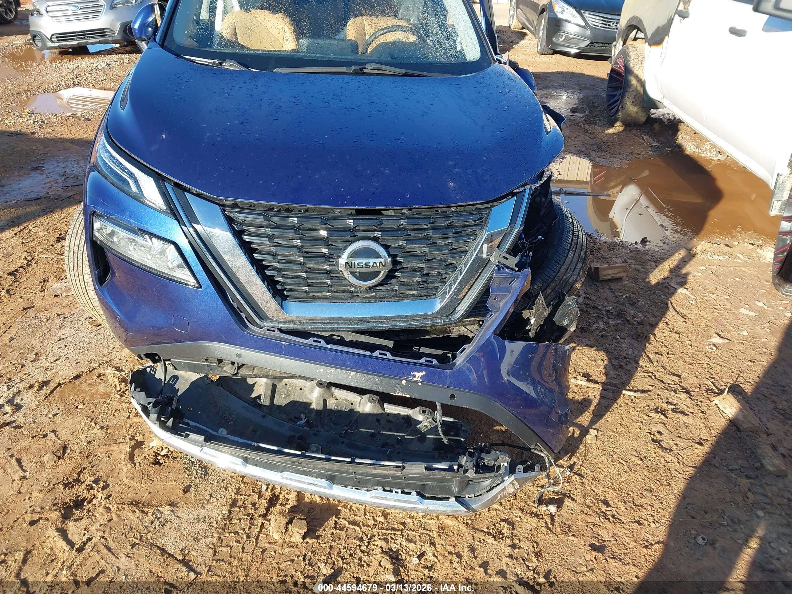 NISSAN ROGUE image 6