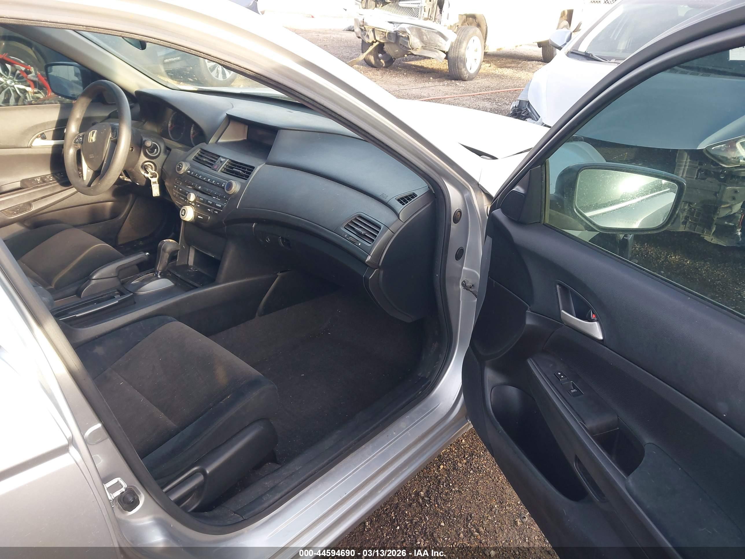 HONDA ACCORD image 5