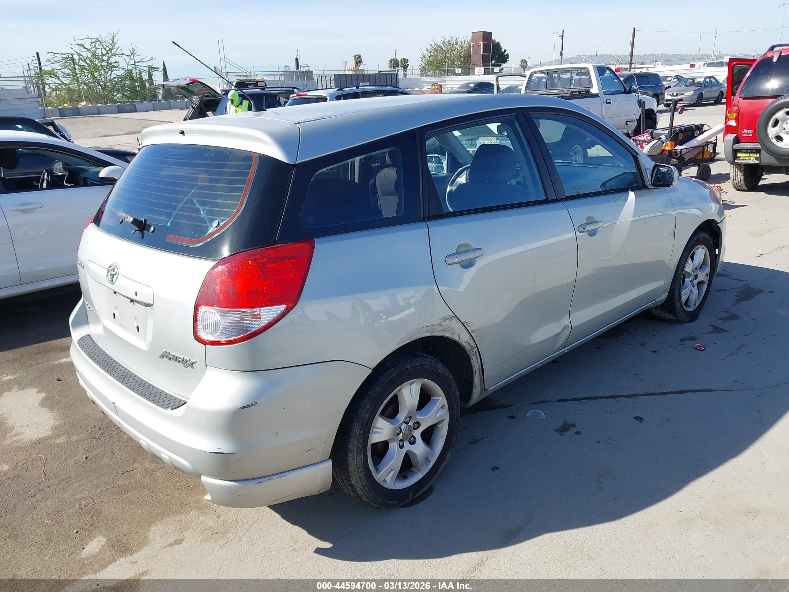 TOYOTA MATRIX image 4