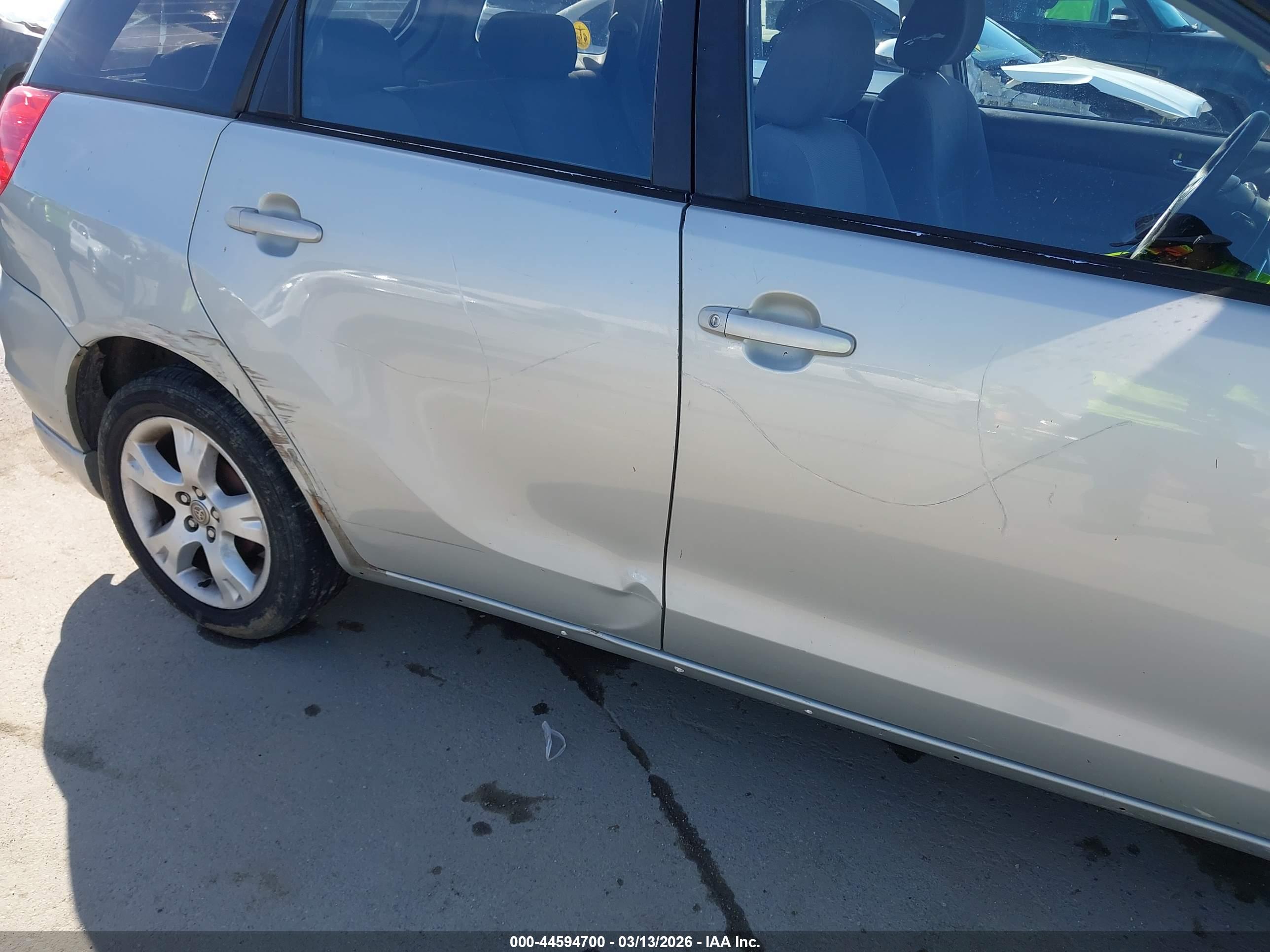 TOYOTA MATRIX image 6