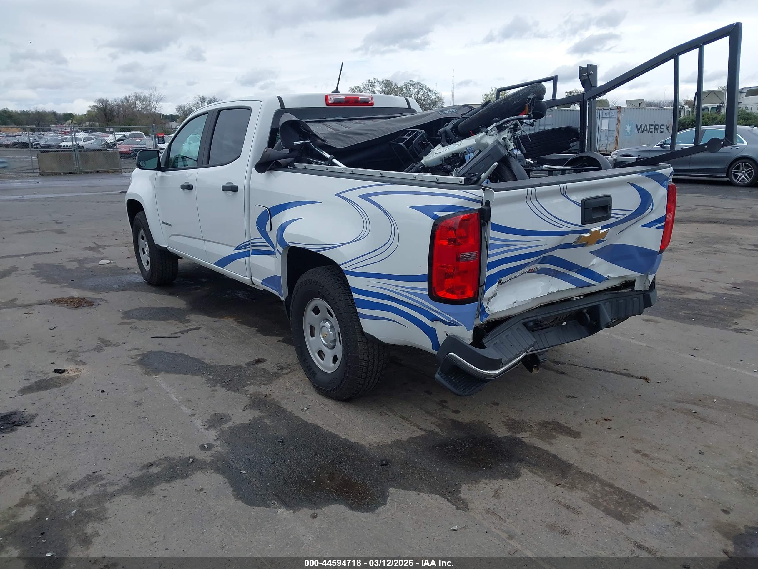 CHEVROLET COLORADO image 3