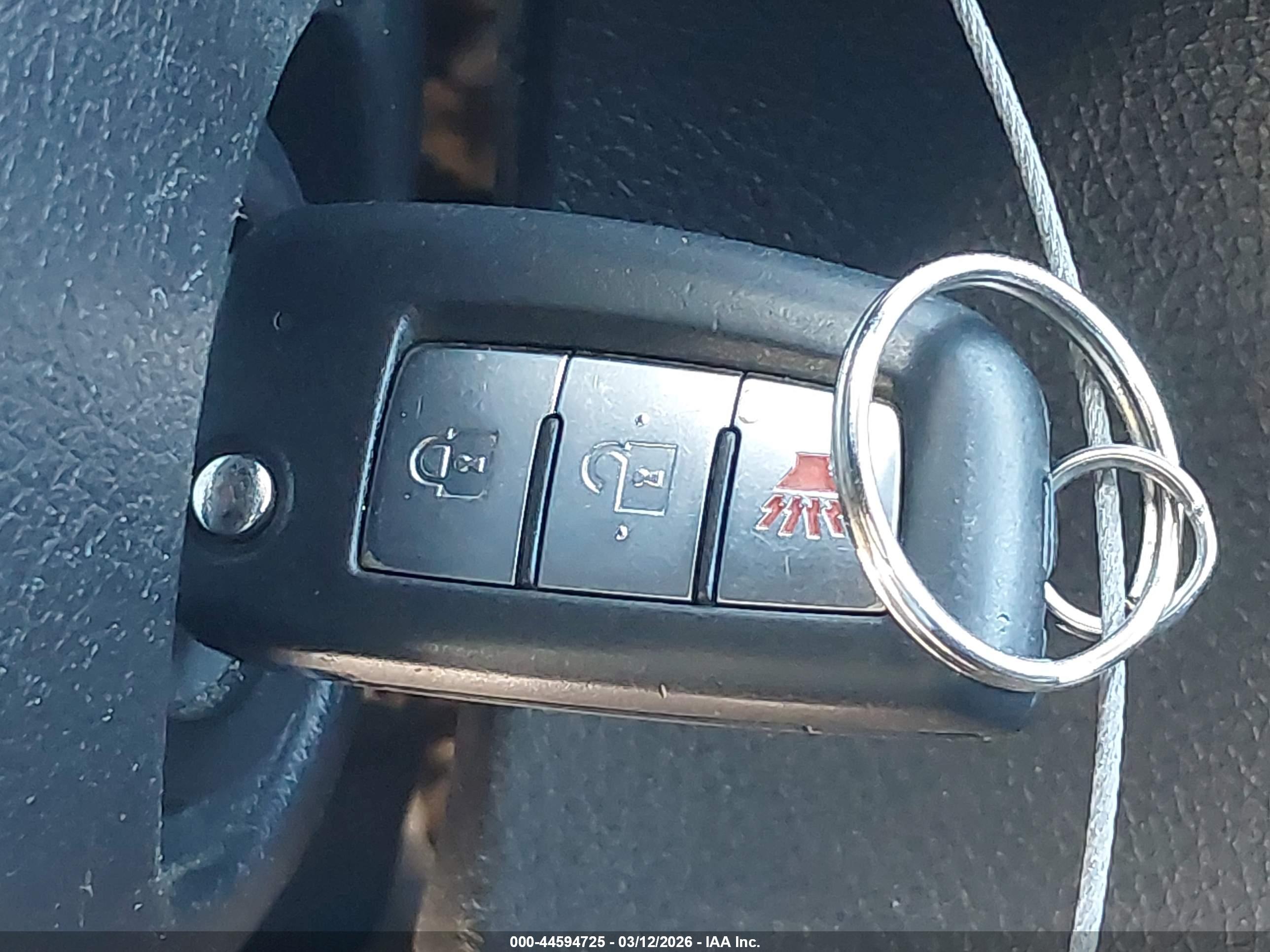 NISSAN ROGUE image 11