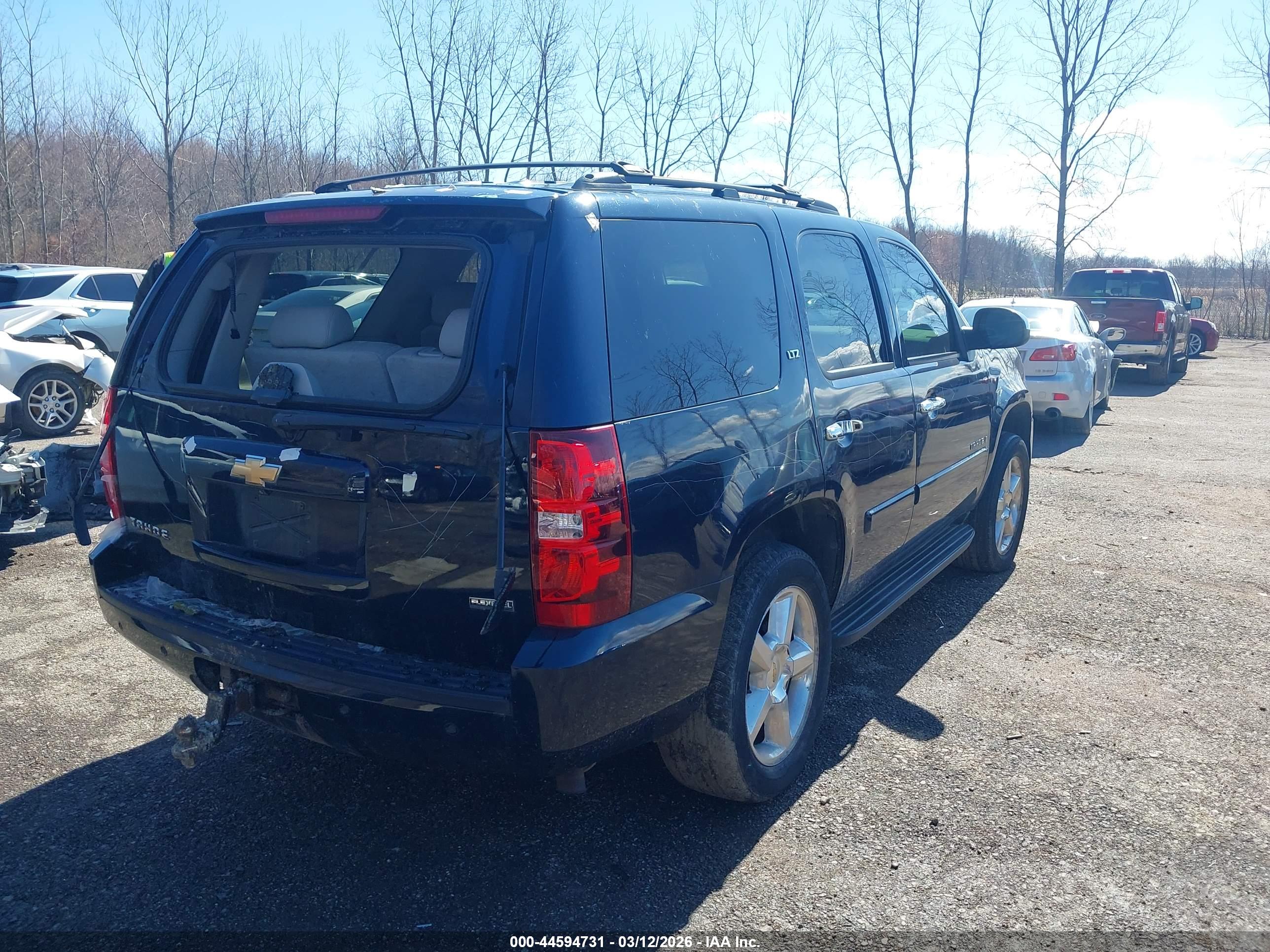 CHEVROLET TAHOE image 4