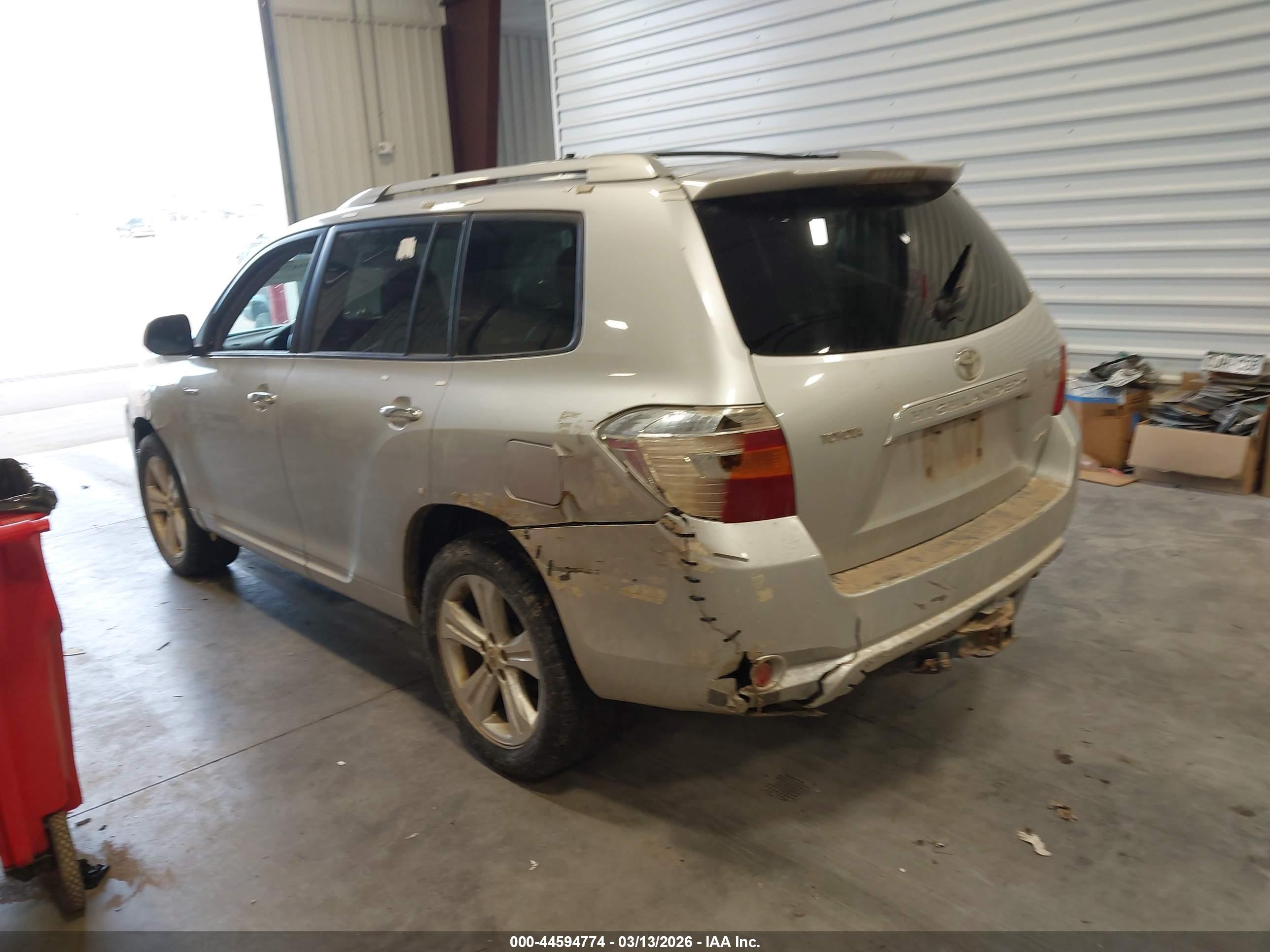 TOYOTA HIGHLANDER image 3