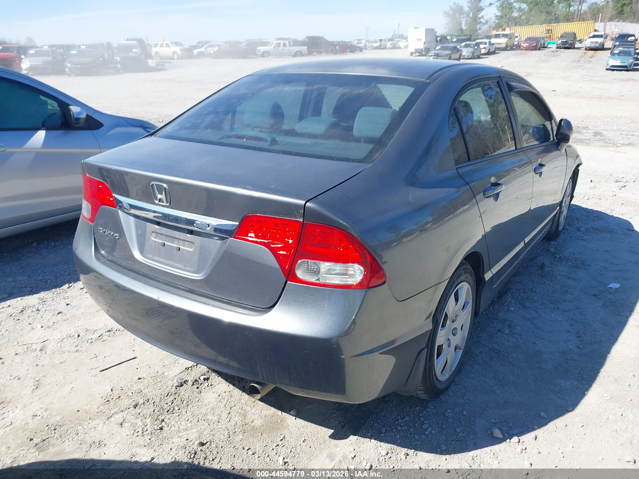 HONDA CIVIC image 4