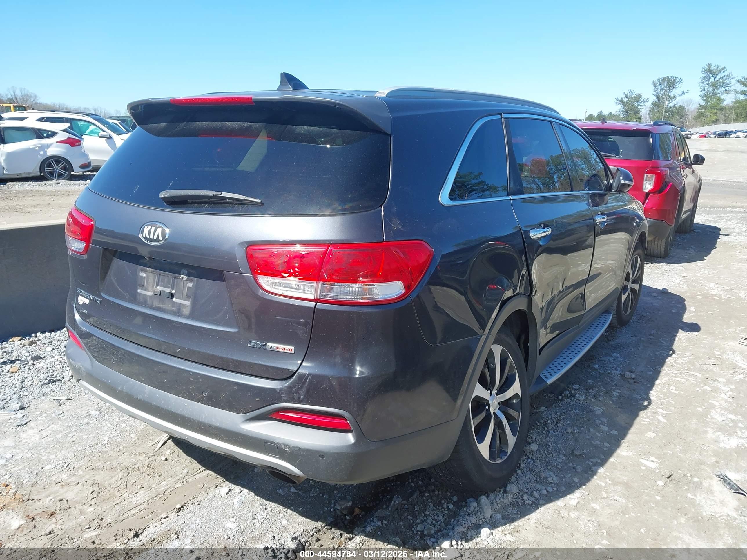 KIA SORENTO image 4