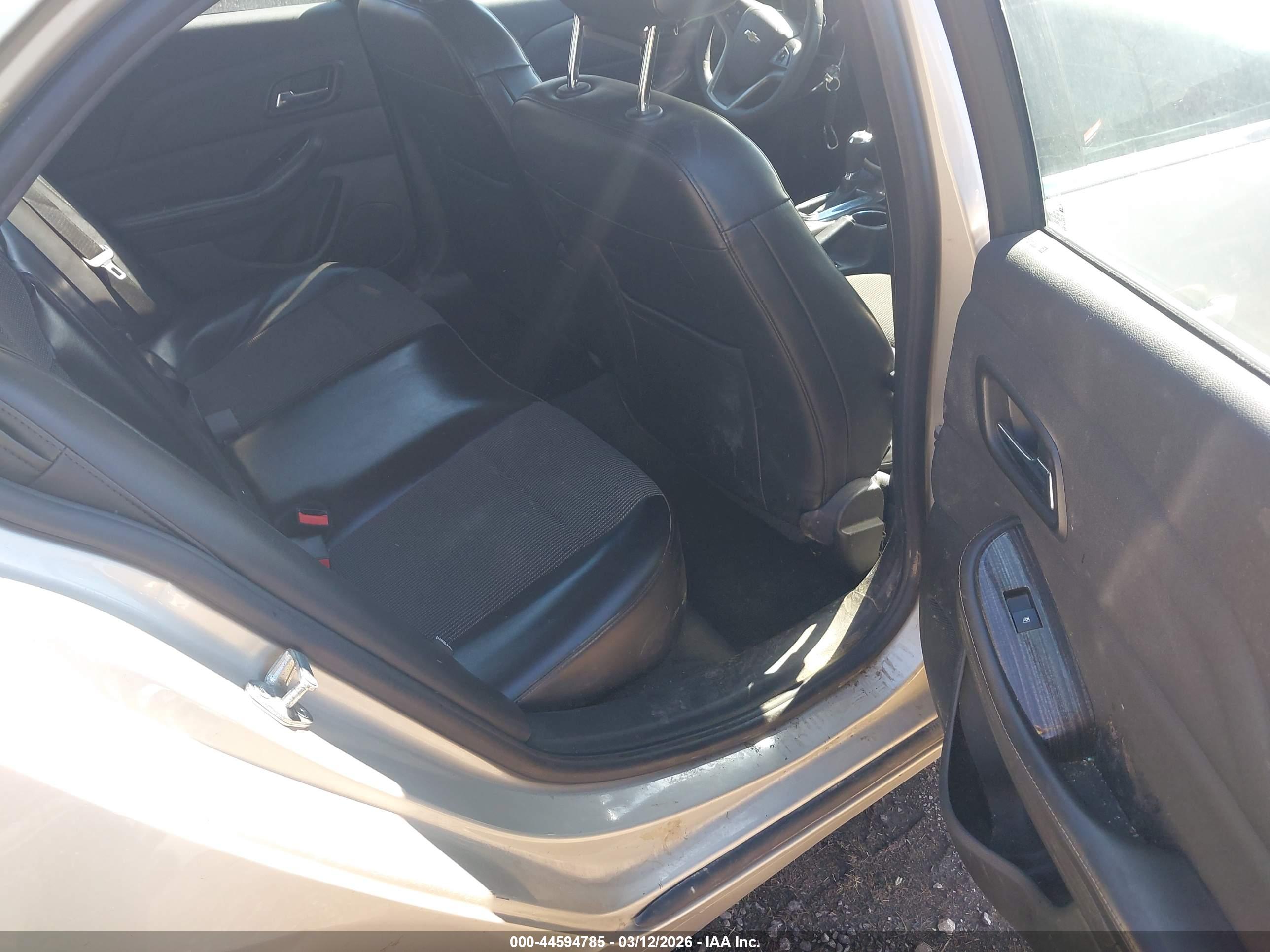 CHEVROLET MALIBU image 8