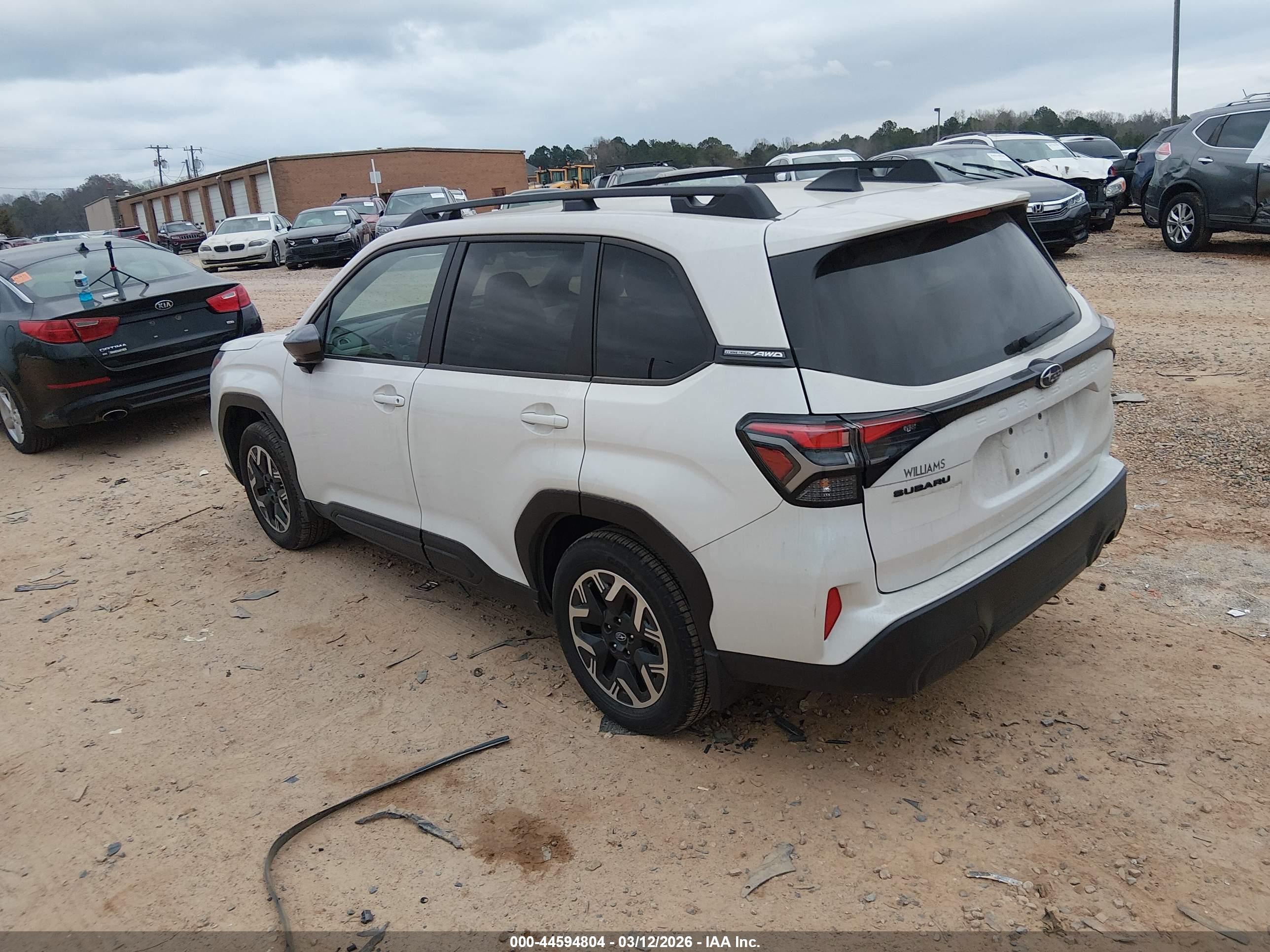 SUBARU FORESTER image 3