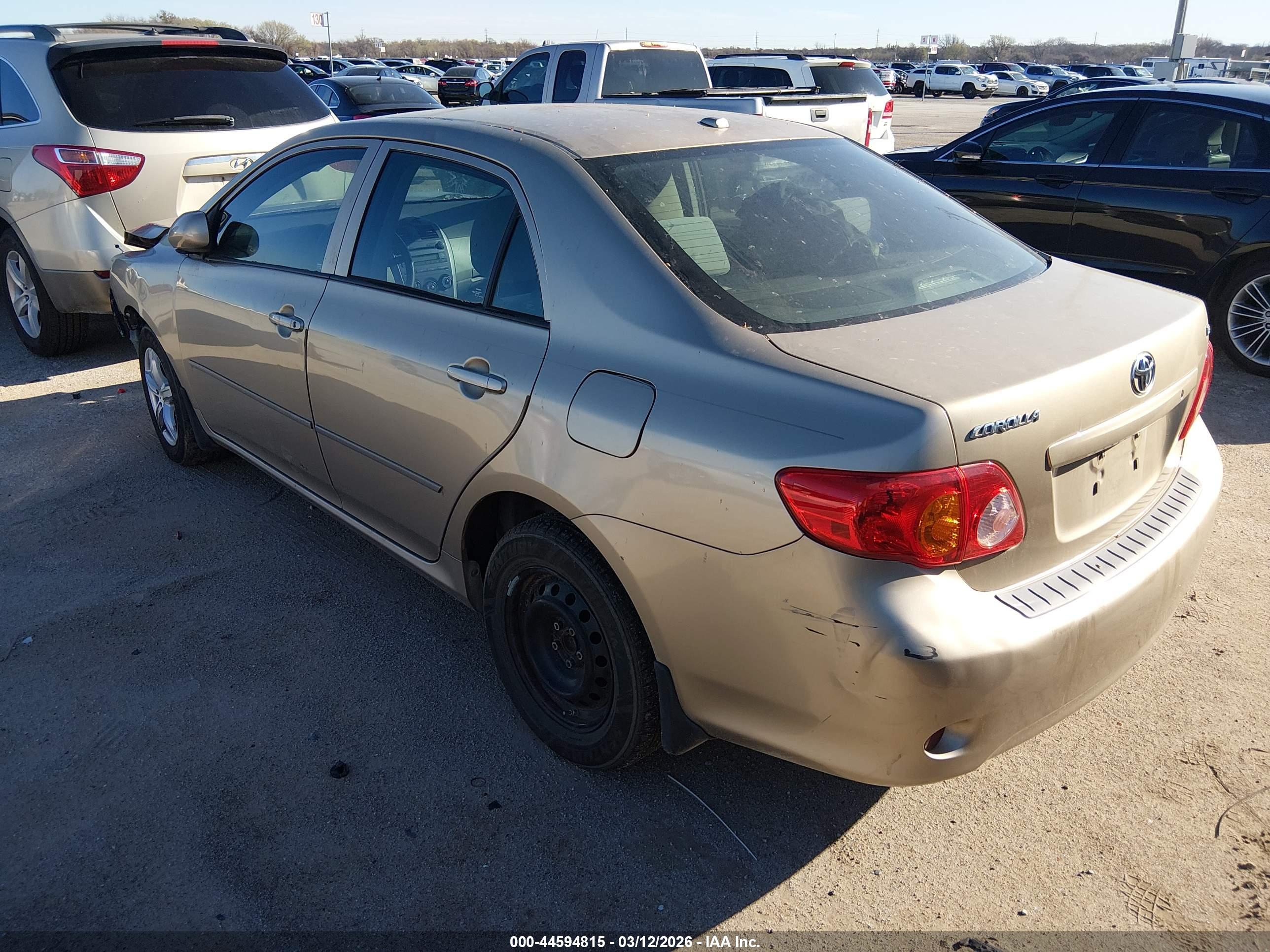 TOYOTA COROLLA image 3