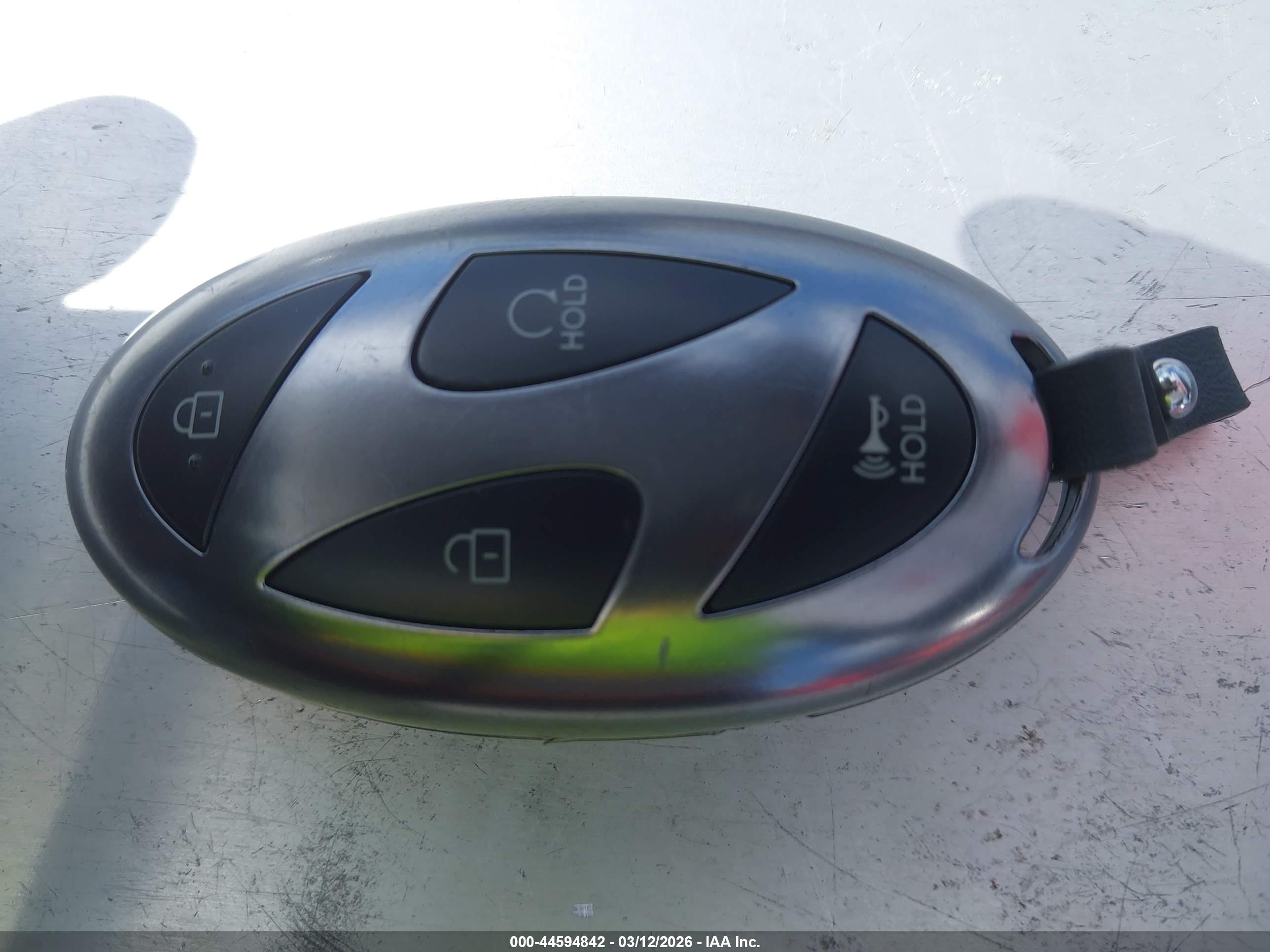 HYUNDAI TUCSON image 11