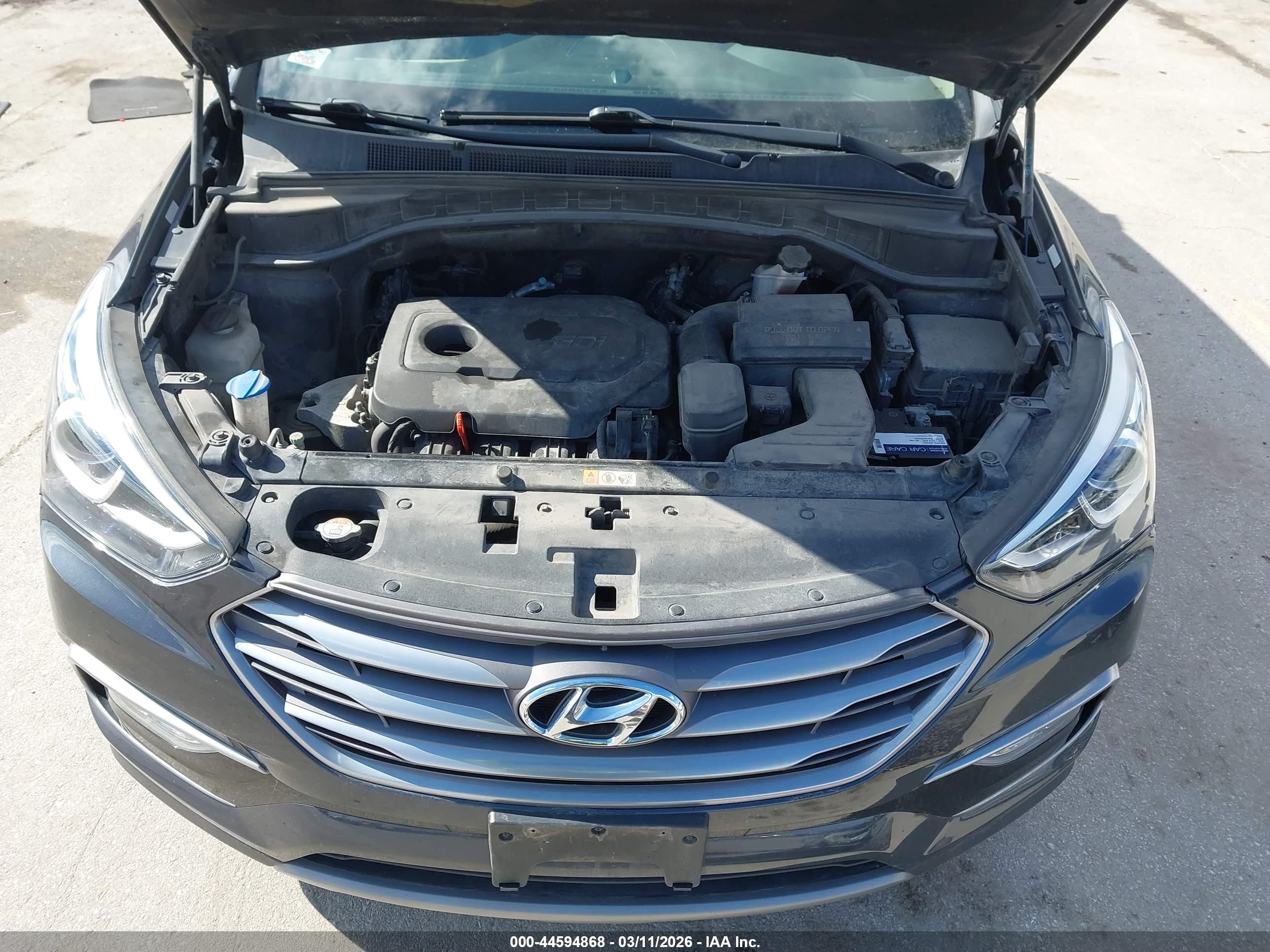 HYUNDAI SANTA image 10