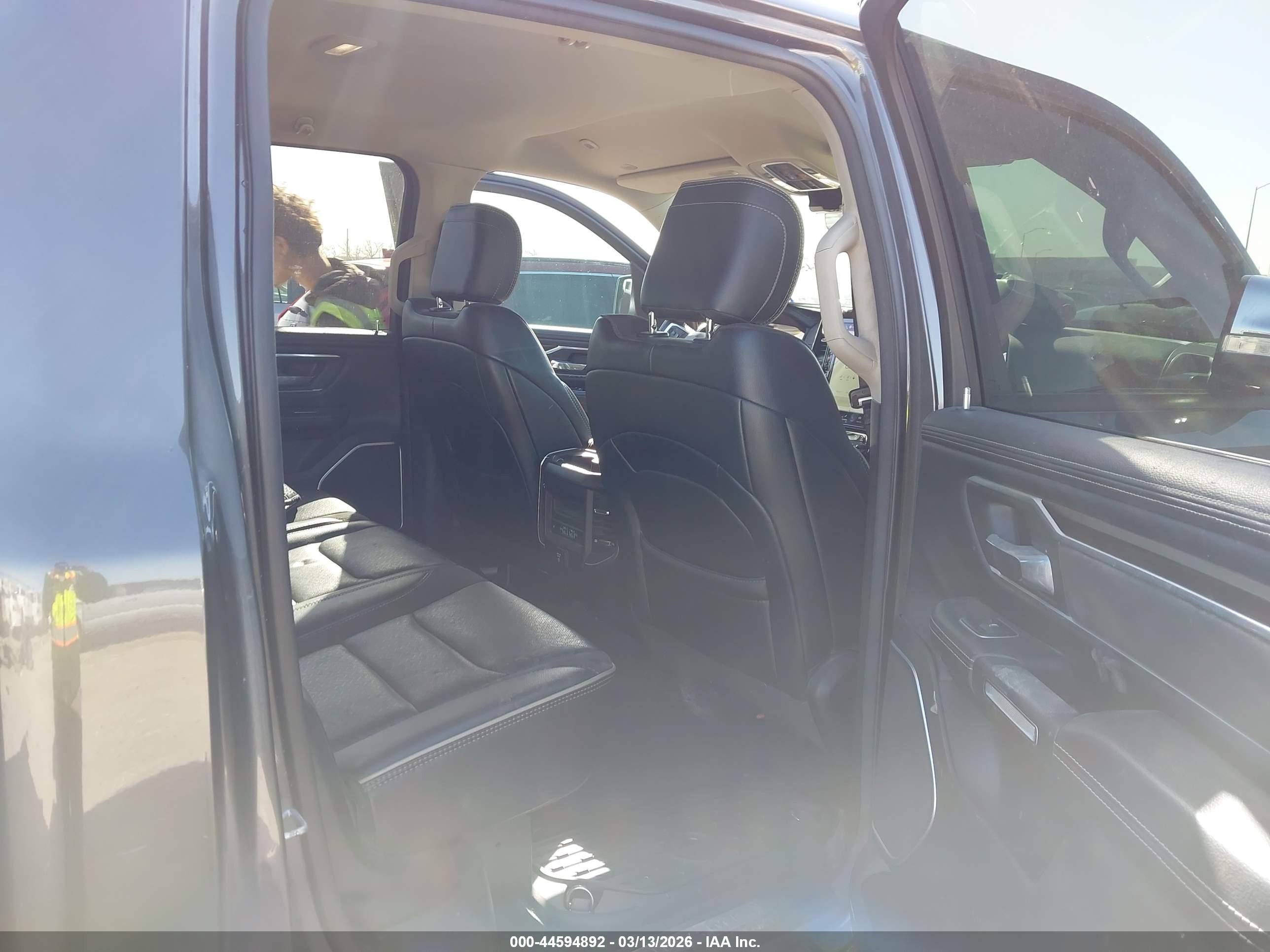 RAM 1500 image 8