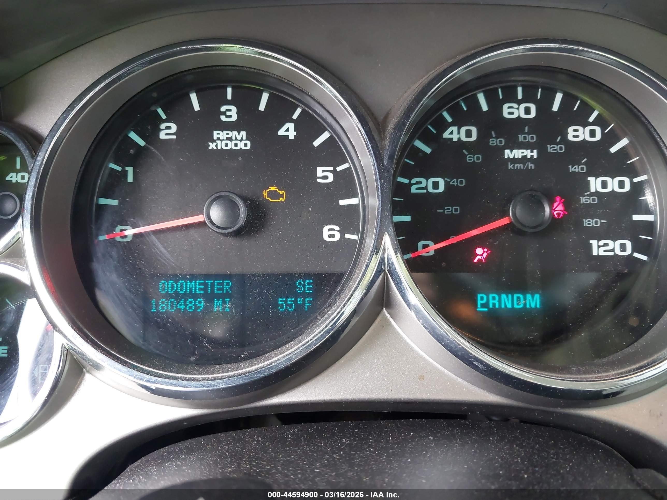 CHEVROLET SILVERADO image 7