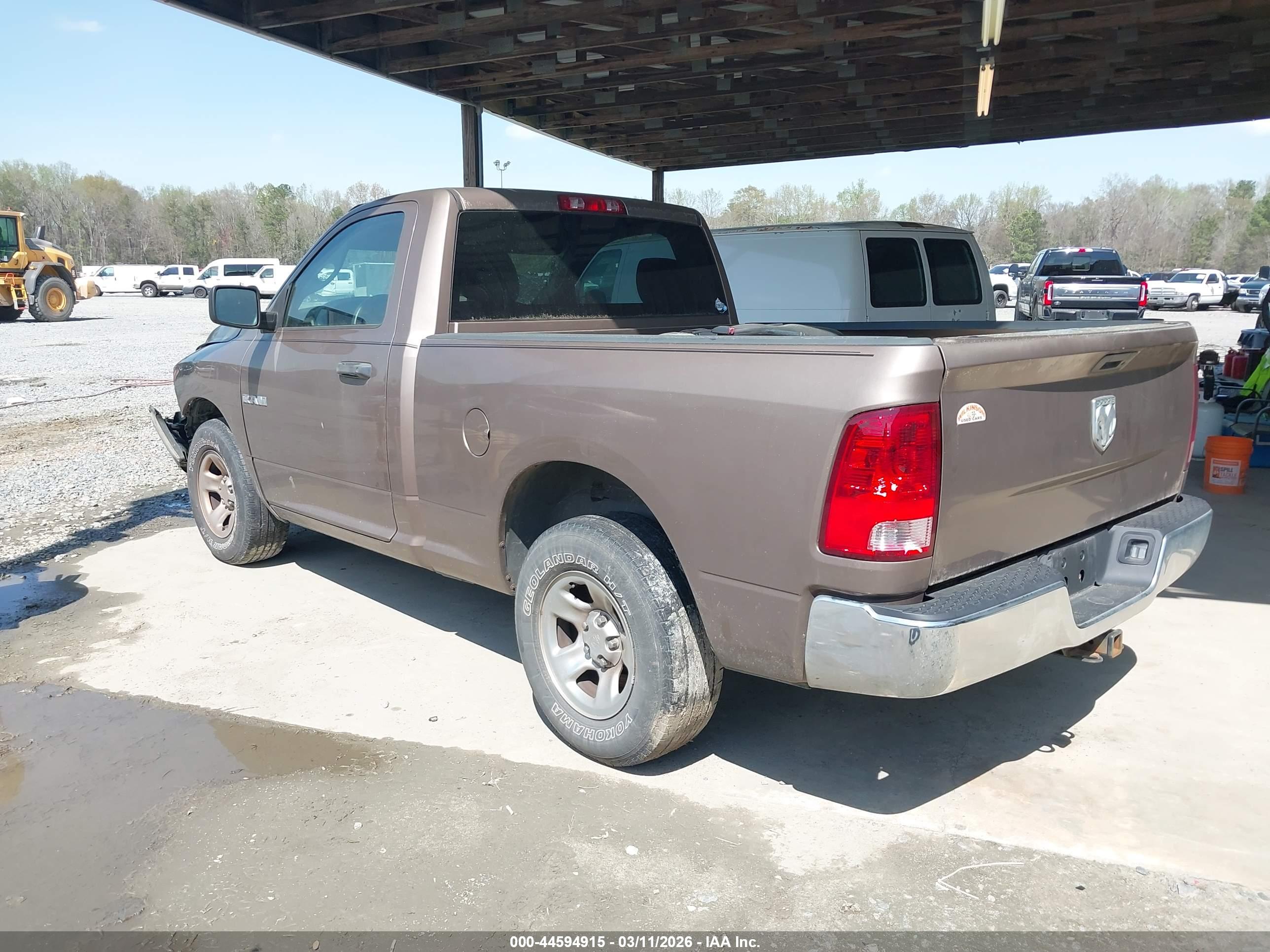 DODGE RAM image 3