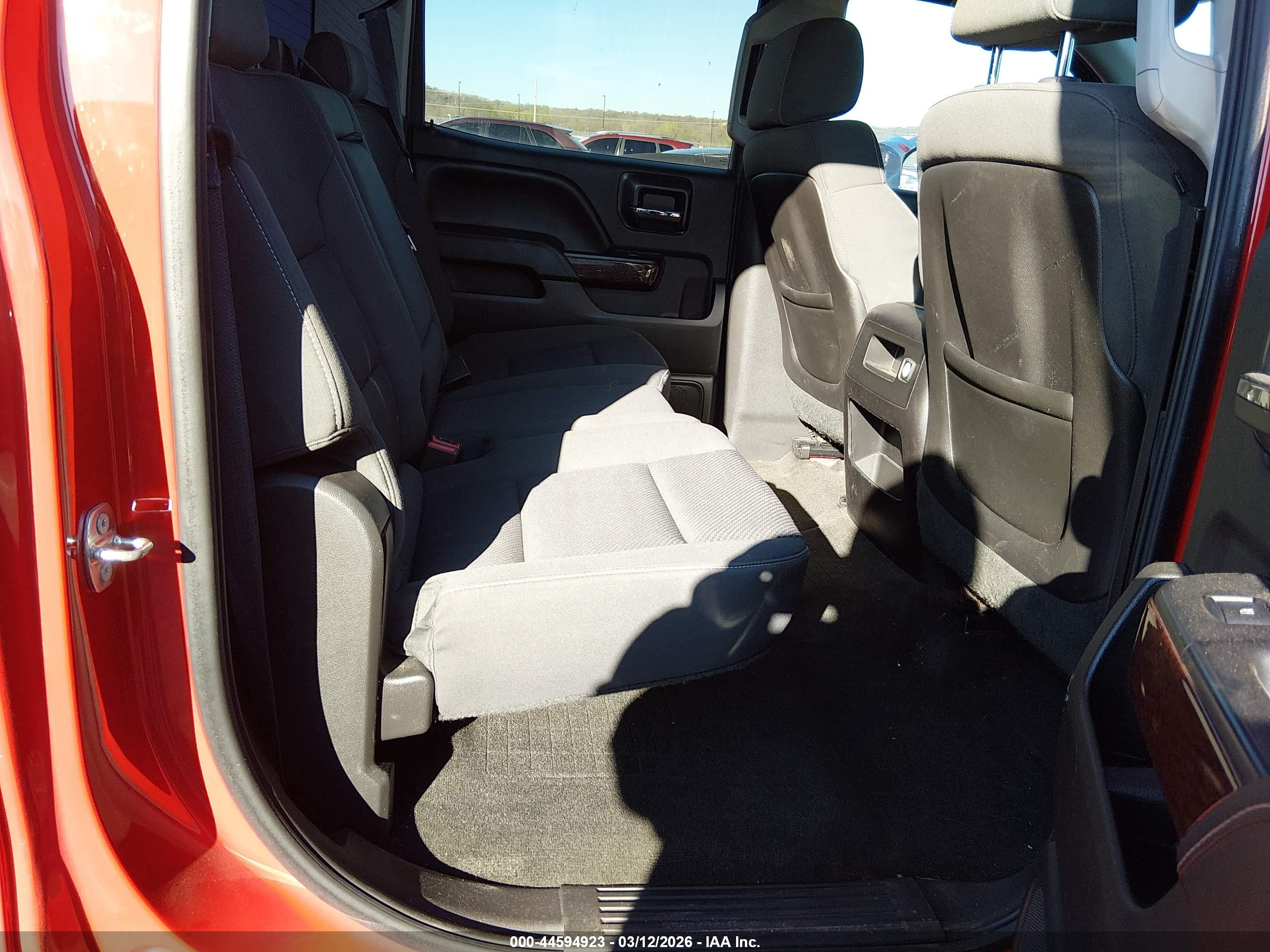 GMC SIERRA image 8