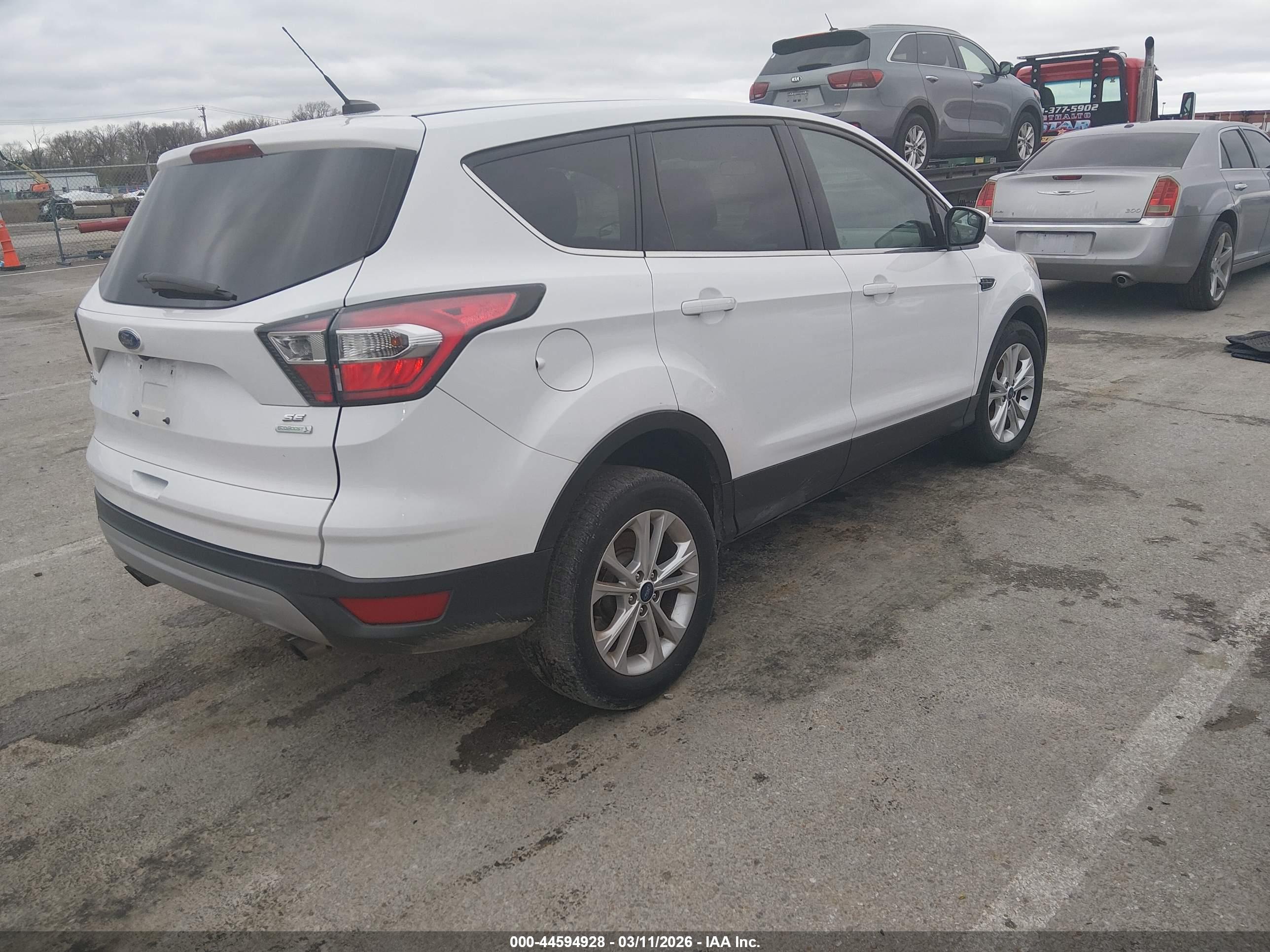 FORD ESCAPE image 4